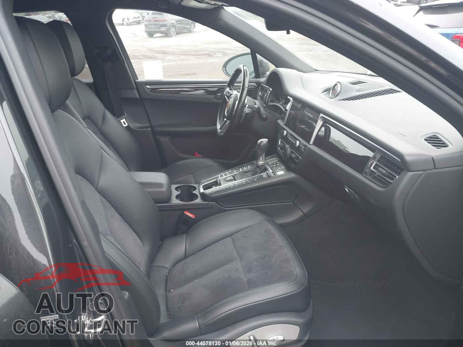 PORSCHE MACAN 2021 - WP1AA2A56MLB08584