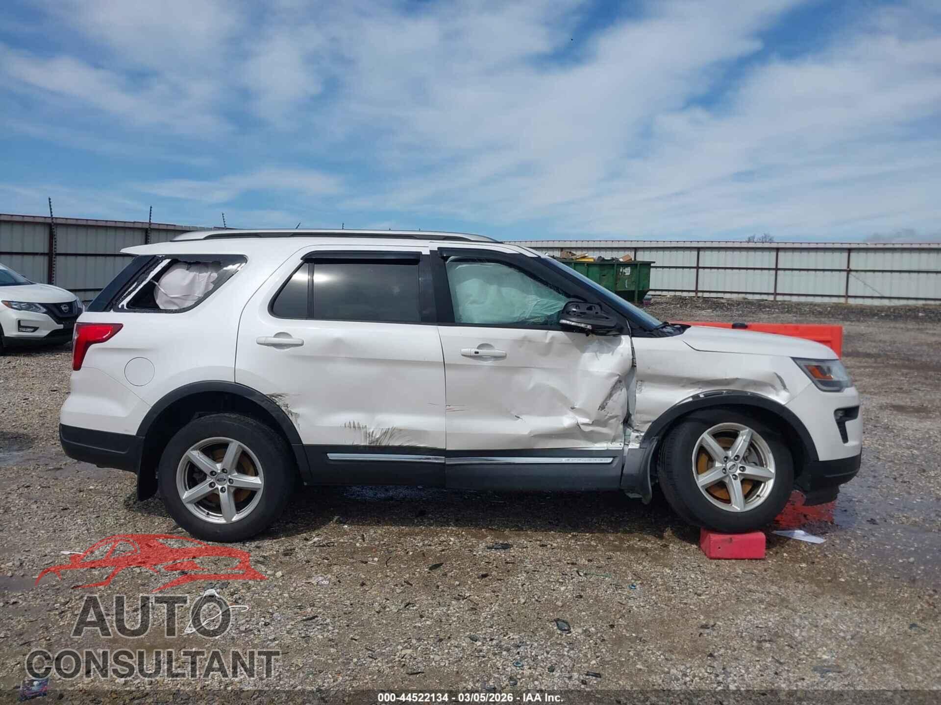 FORD EXPLORER 2018 - 1FM5K7DHXJGB29148