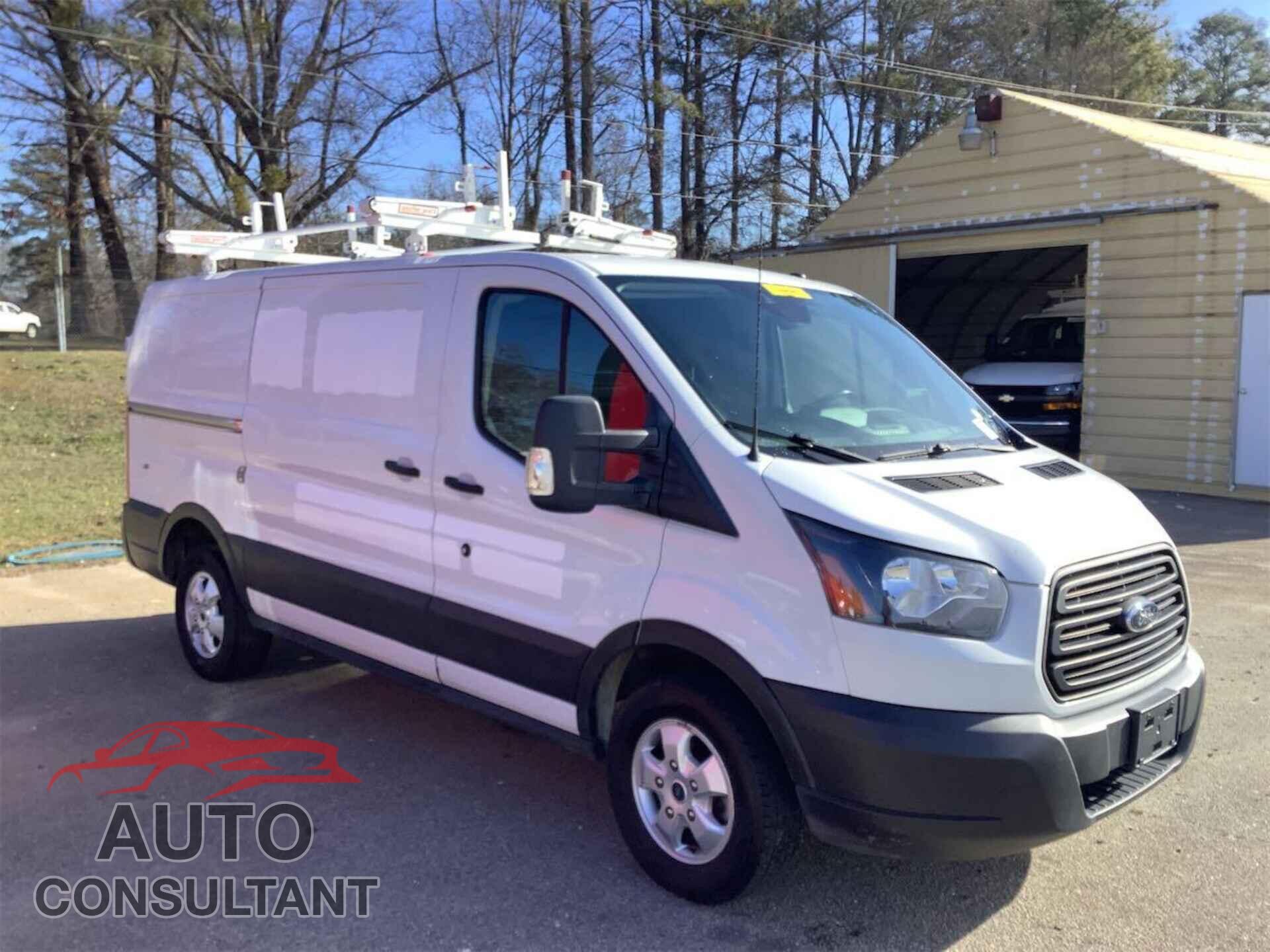 FORD TRANSIT-250 2019 - 1FTYR1YGXKKA67390