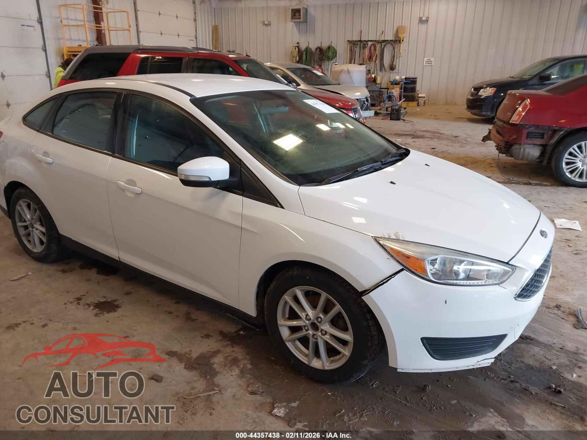 FORD FOCUS 2016 - 1FADP3F22GL359419