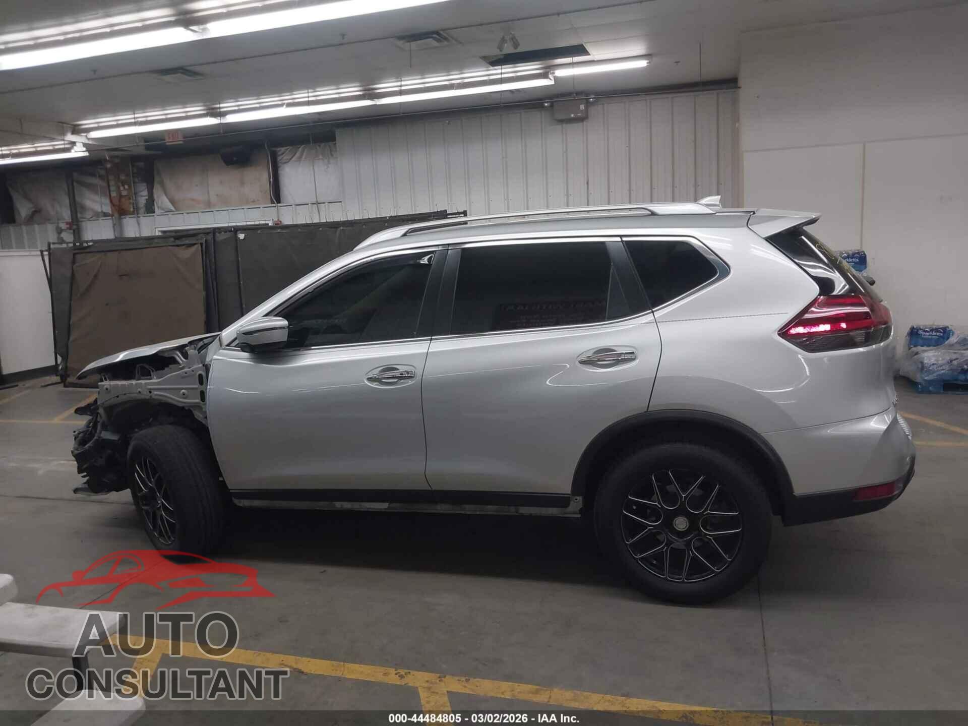 NISSAN ROGUE 2020 - KNMAT2MT6LP534210