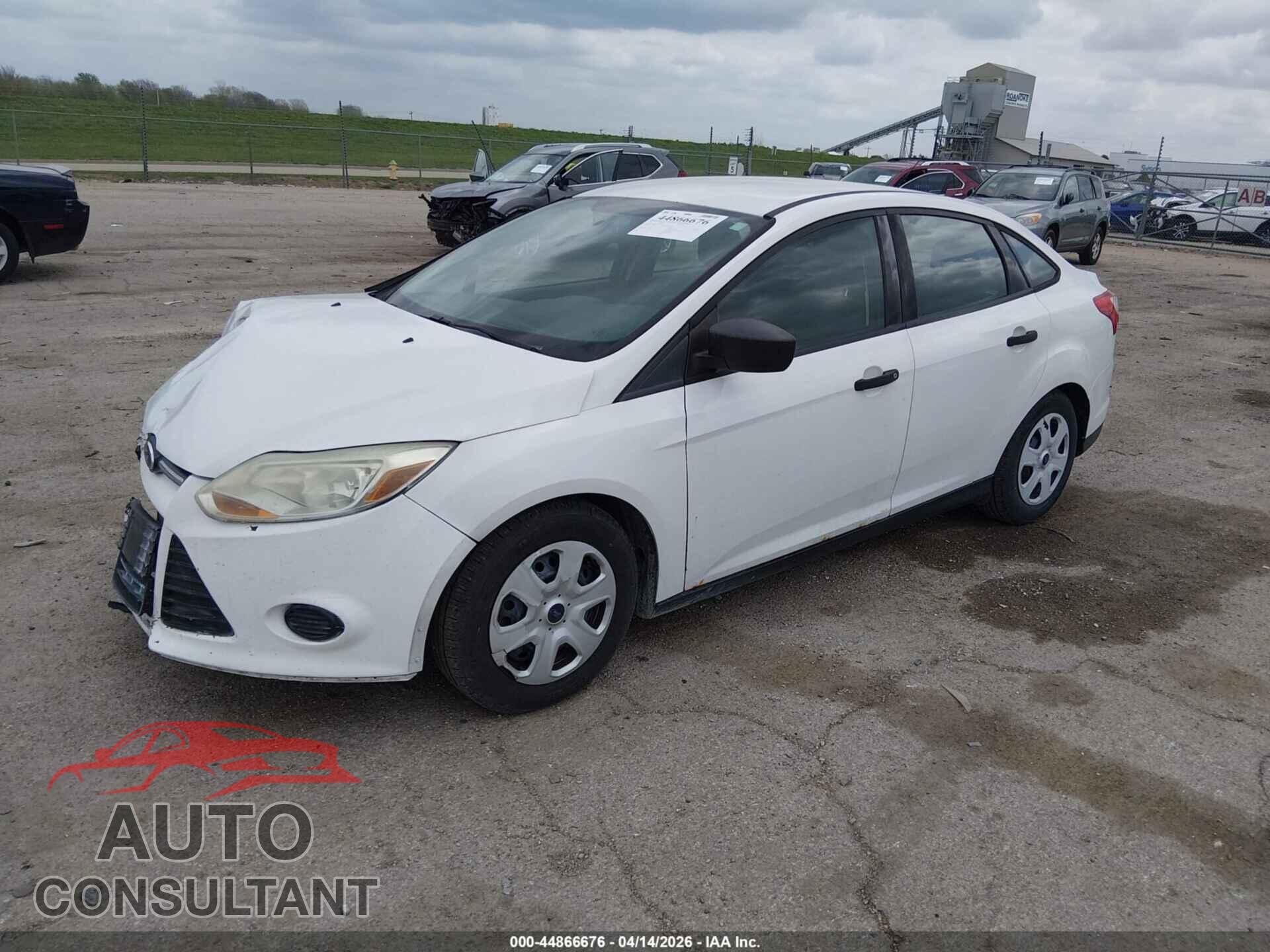 FORD FOCUS 2014 - 1FADP3E2XEL375916