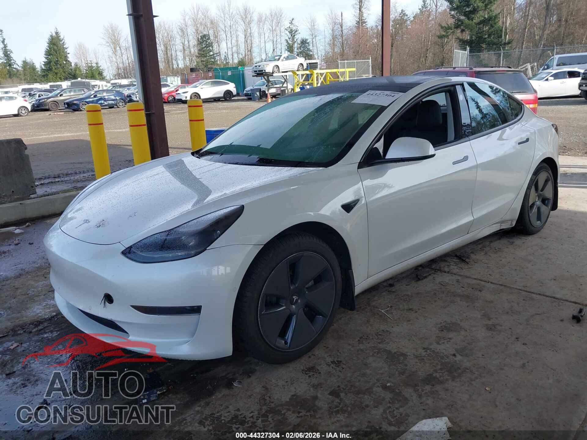 TESLA MODEL 3 2022 - 5YJ3E1EA4NF155990