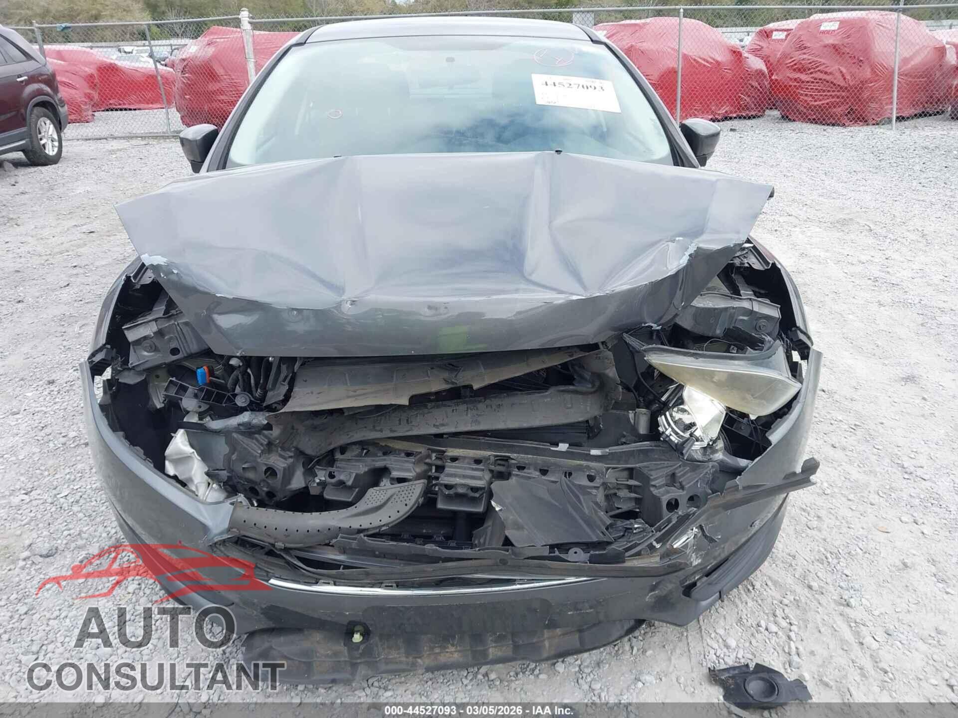 FORD FOCUS 2017 - 1FADP3F24HL345703