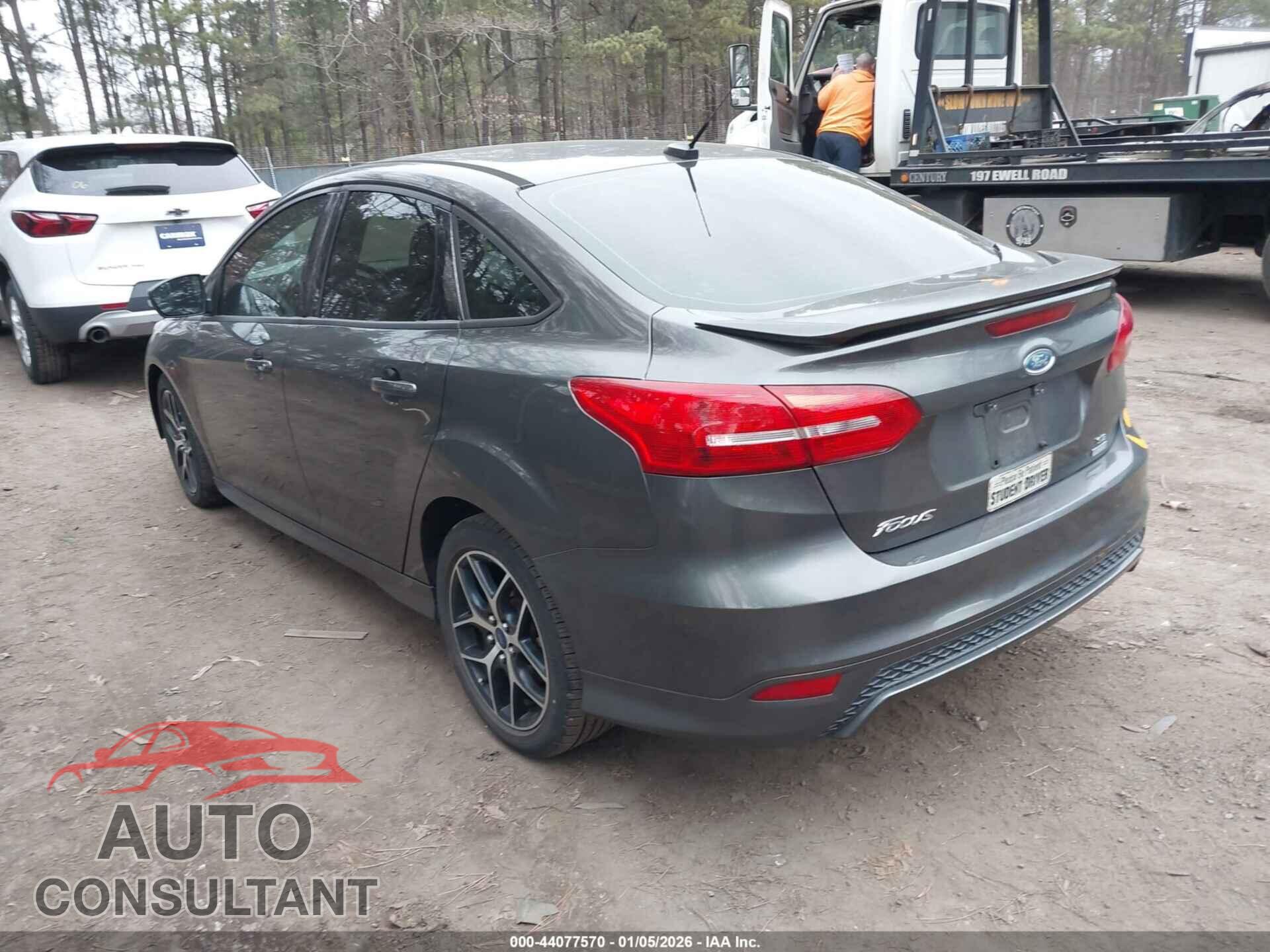 FORD FOCUS 2015 - 1FADP3FEXFL287944