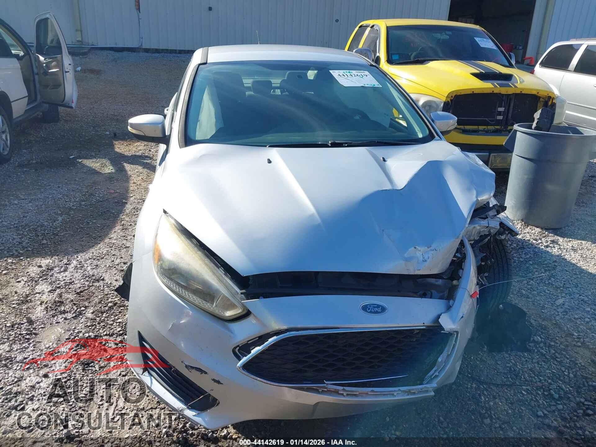 FORD FOCUS 2017 - 1FADP3F20HL266142