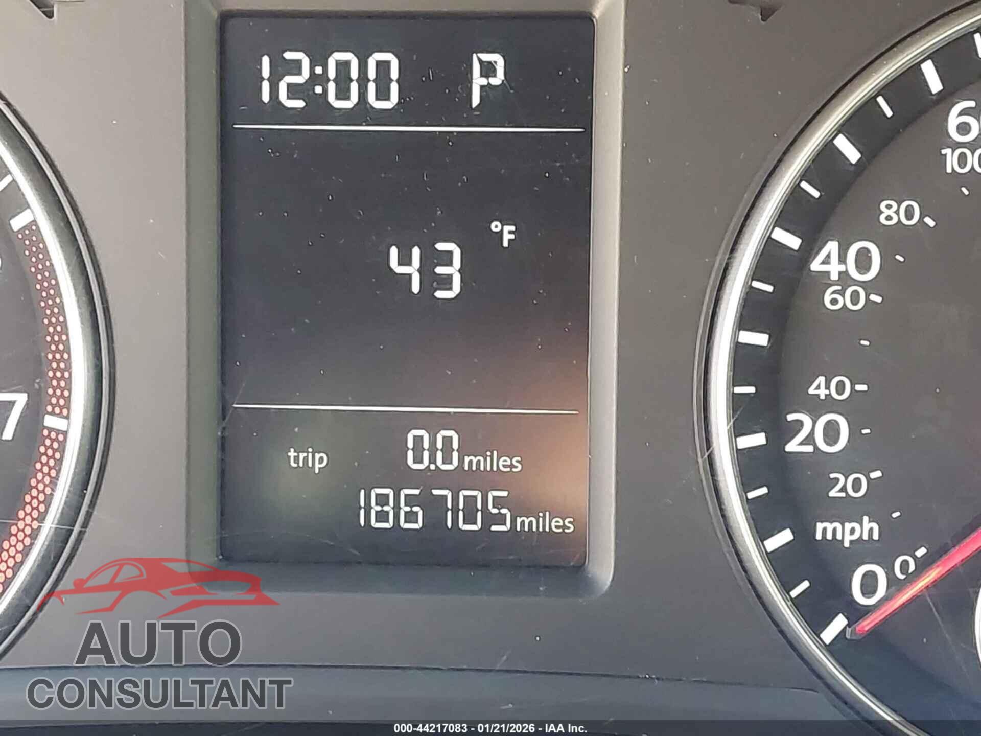VOLKSWAGEN PASSAT 2014 - 1VWAT7A36EC085541
