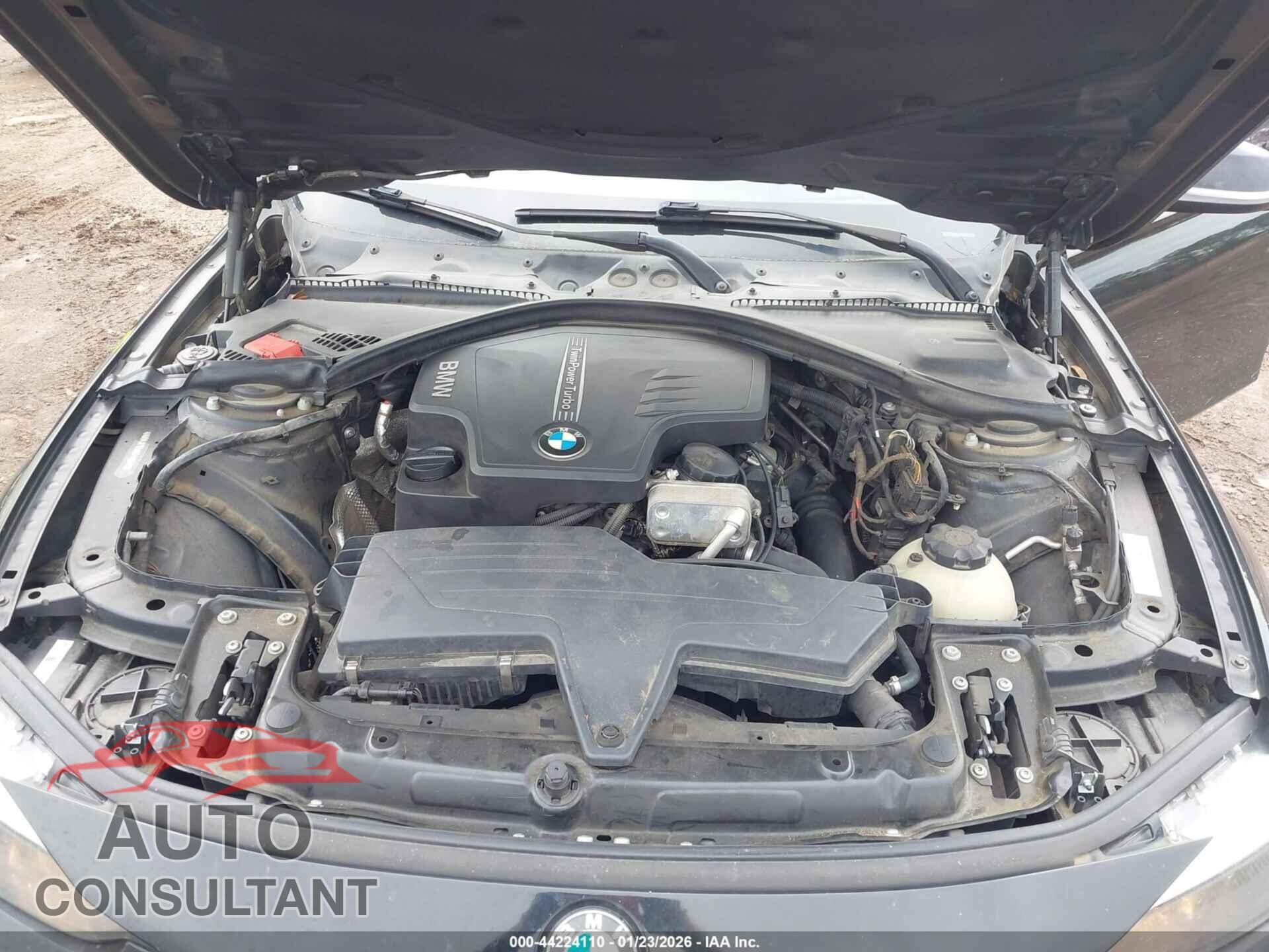 BMW 328I 2013 - WBA3C1C59DF440848