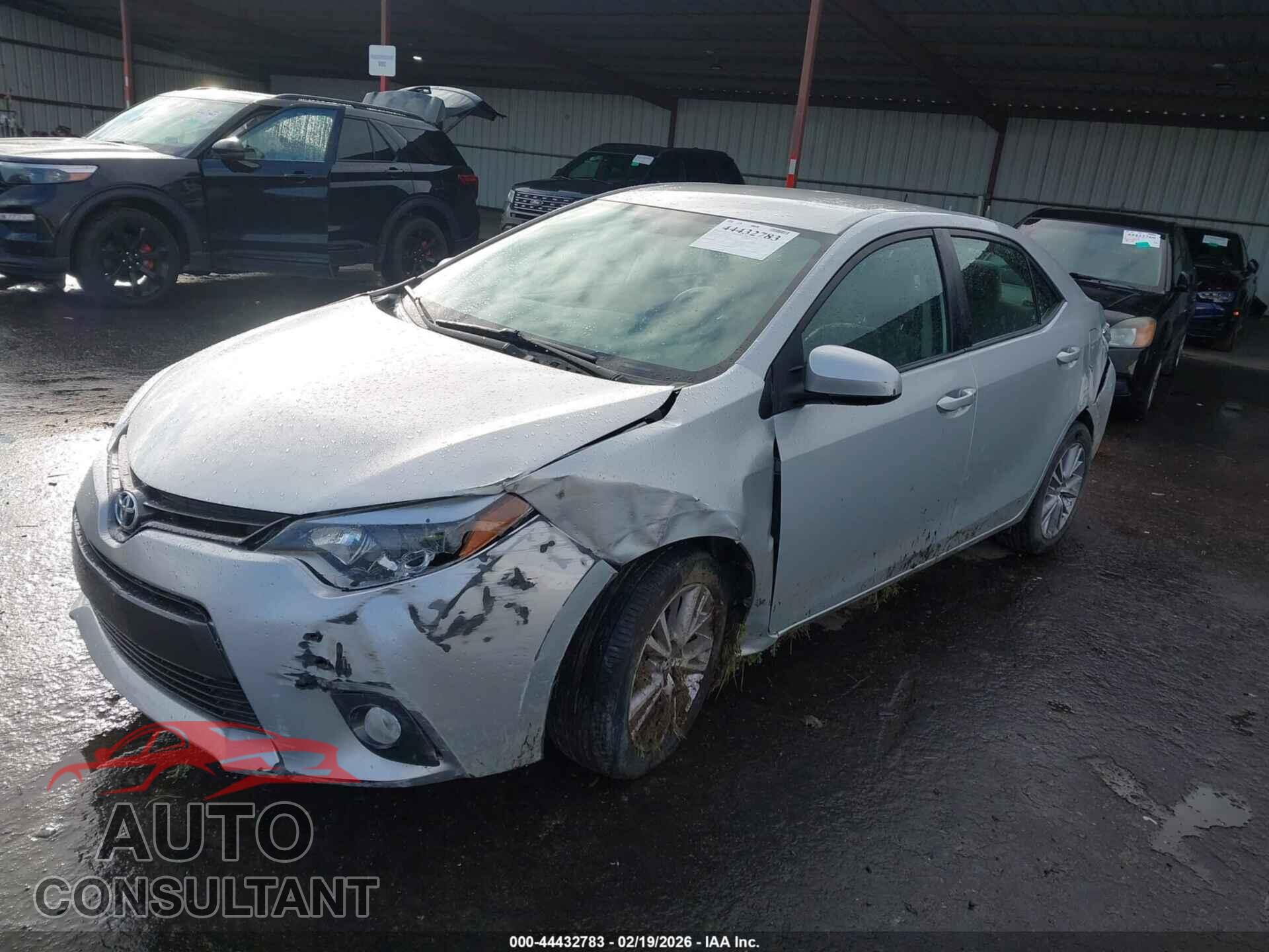 TOYOTA COROLLA 2015 - 5YFBURHE2FP200216