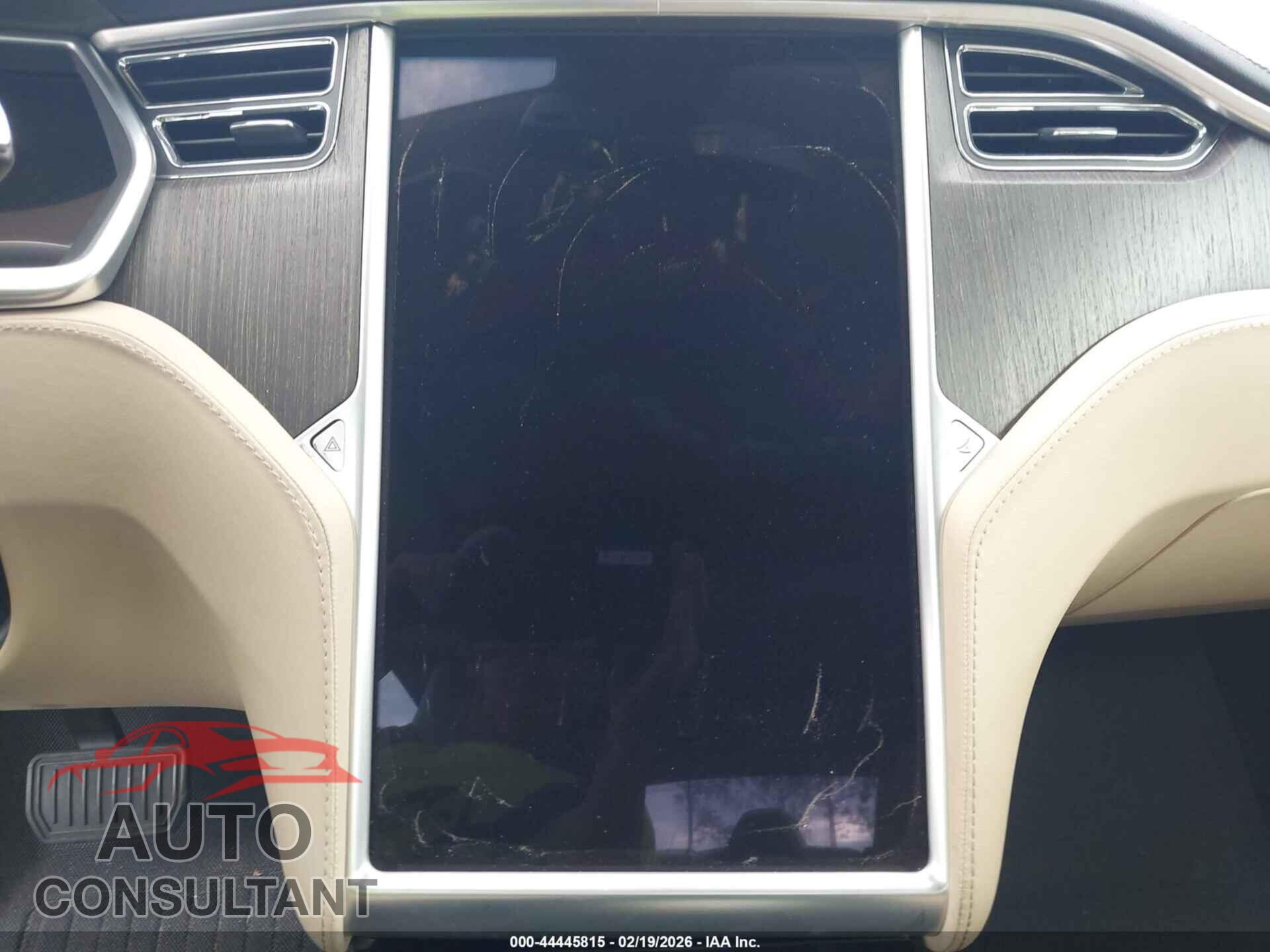 TESLA MODEL S 2013 - 5YJSA1AG3DFP04000