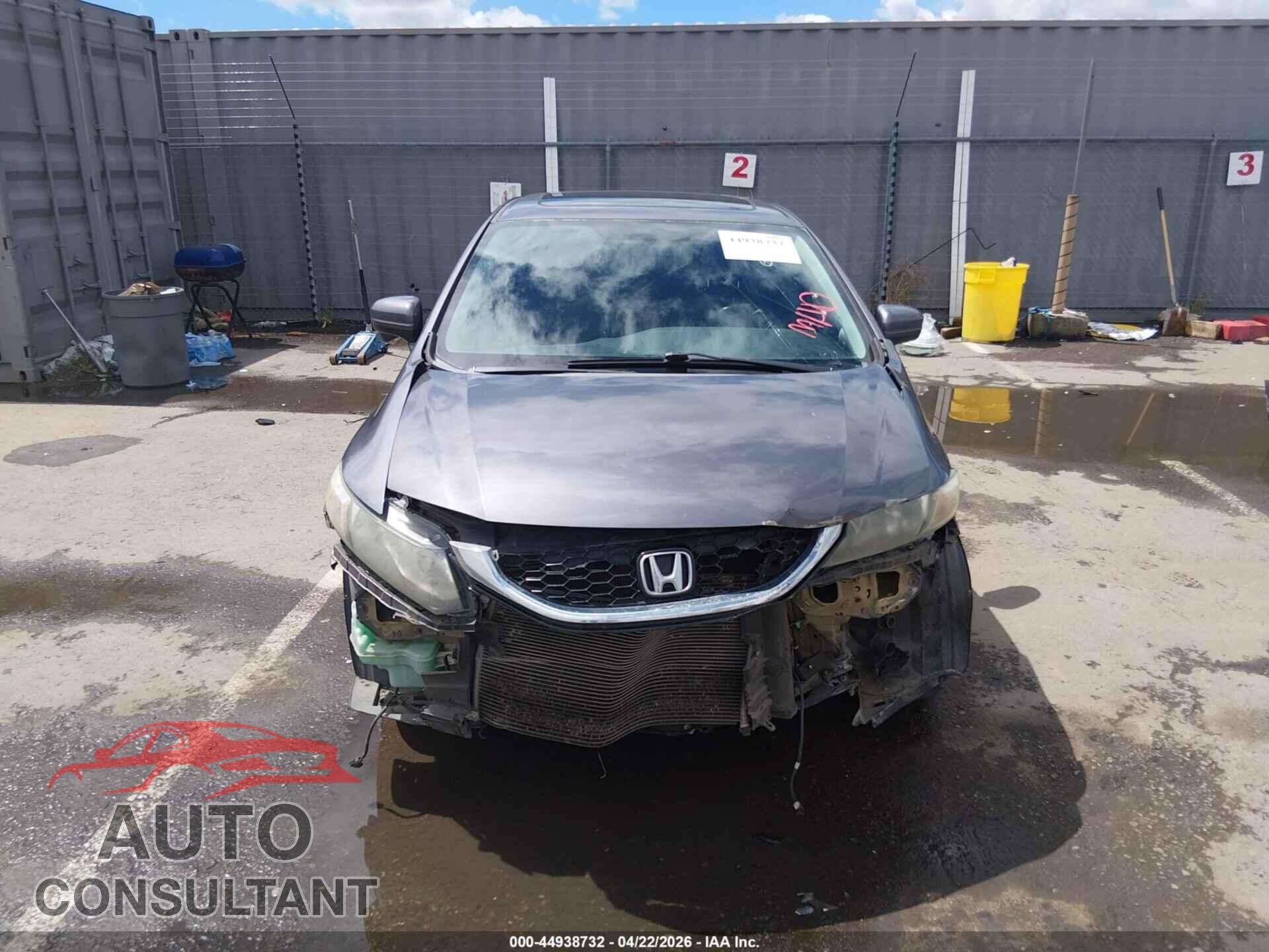 HONDA CIVIC 2015 - 2HGFB2F95FH511943