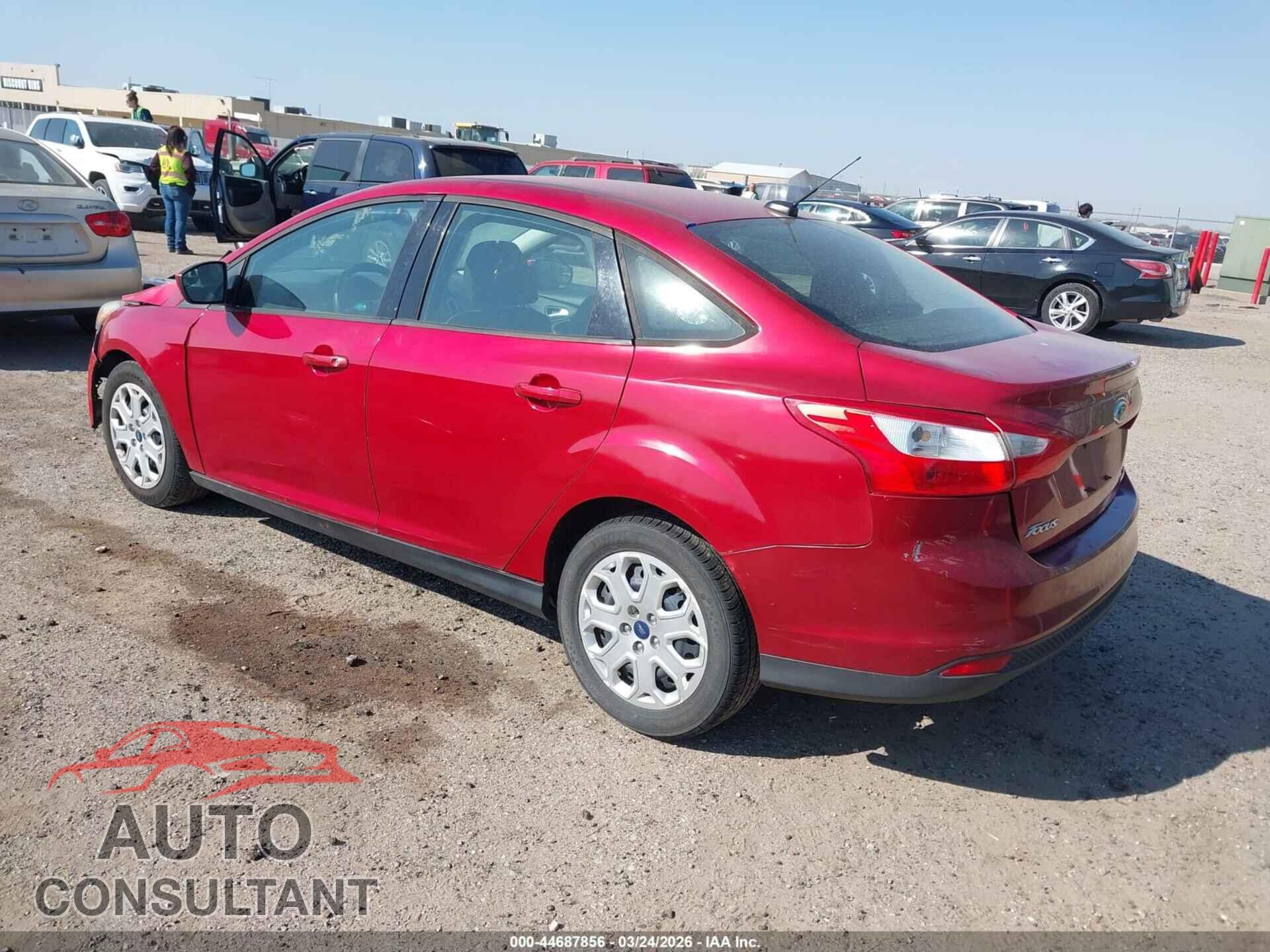FORD FOCUS 2012 - 1FAHP3F23CL466507