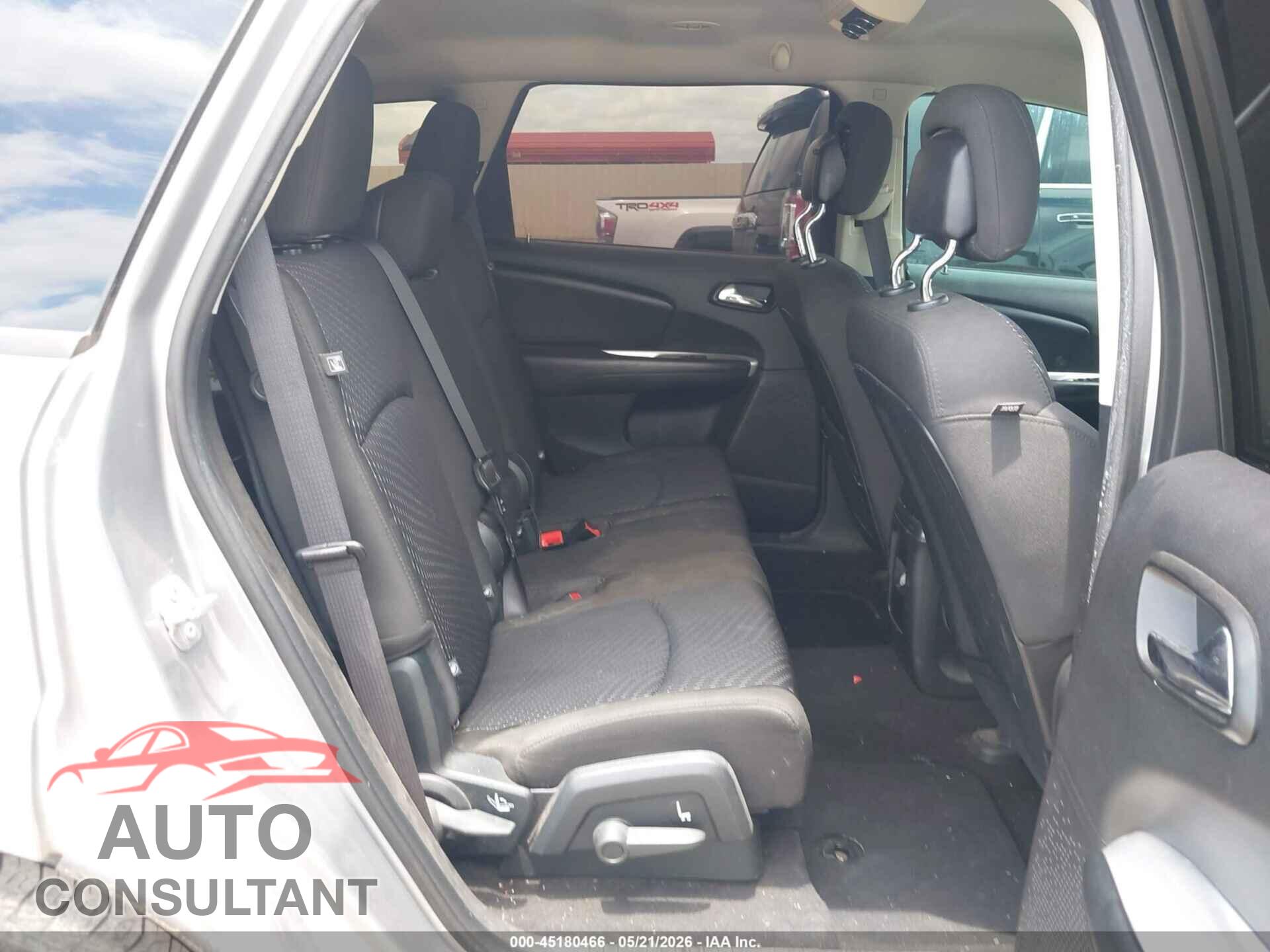 DODGE JOURNEY 2017 - 3C4PDCBG2HT534372