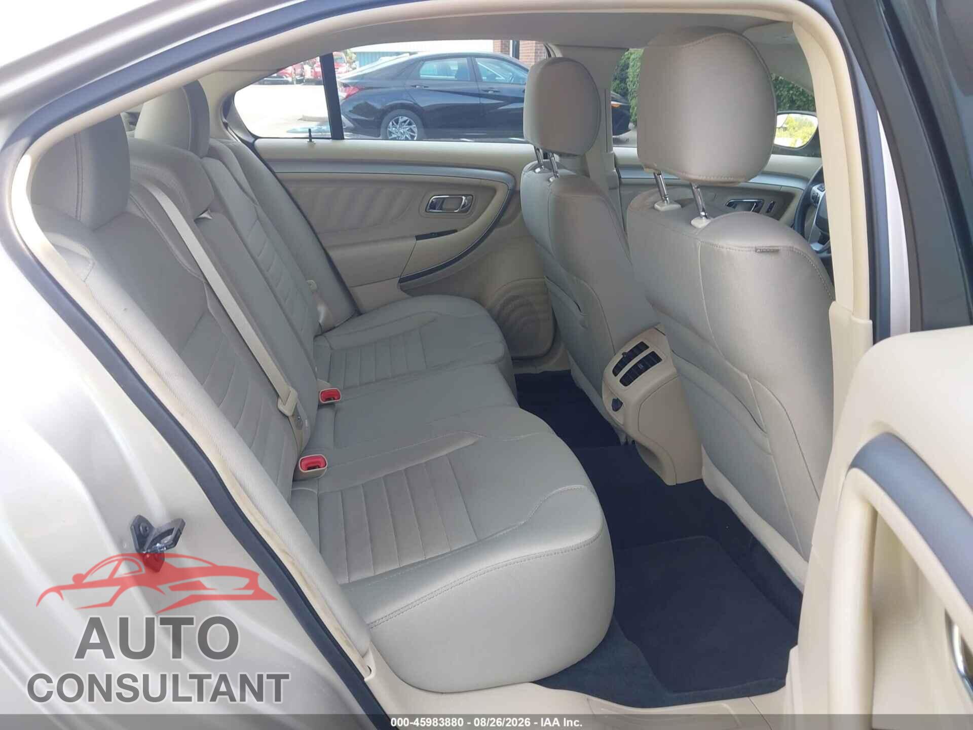 FORD TAURUS 2017 - 1FAHP2D8XHG115580