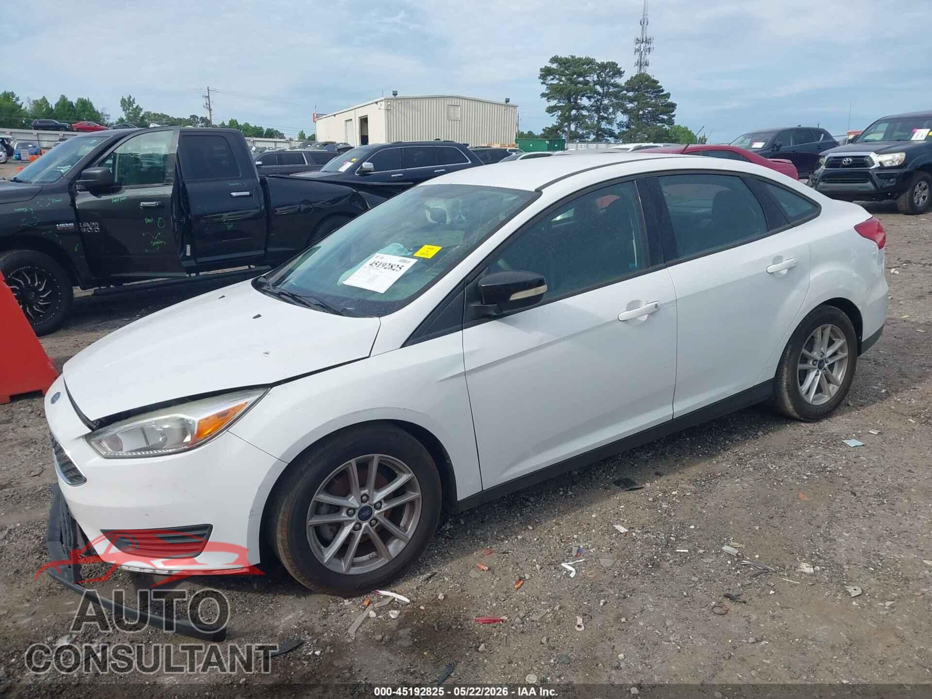 FORD FOCUS 2016 - 1FADP3F21GL396946