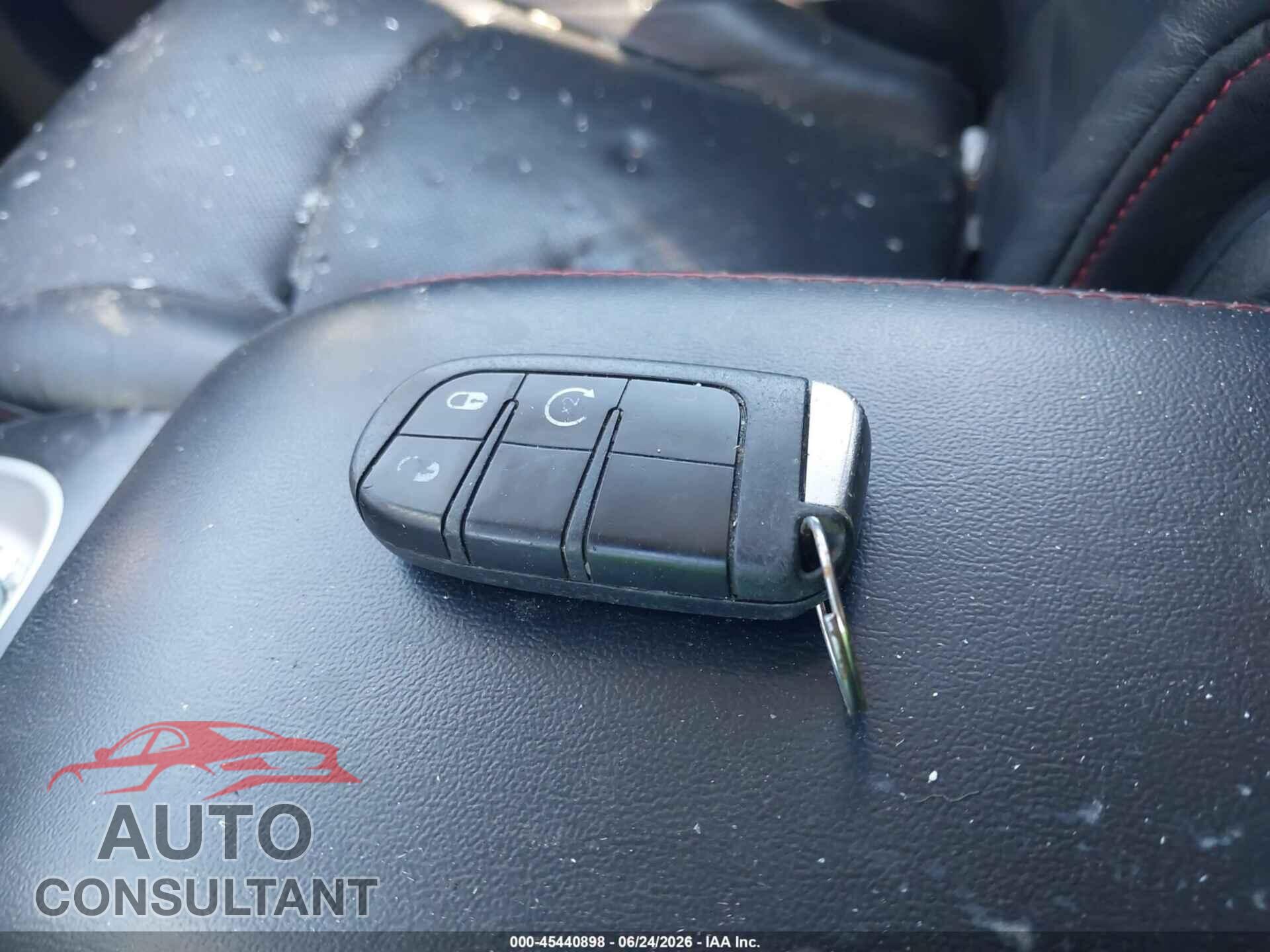 DODGE JOURNEY 2017 - 3C4PDCEG5HT579415