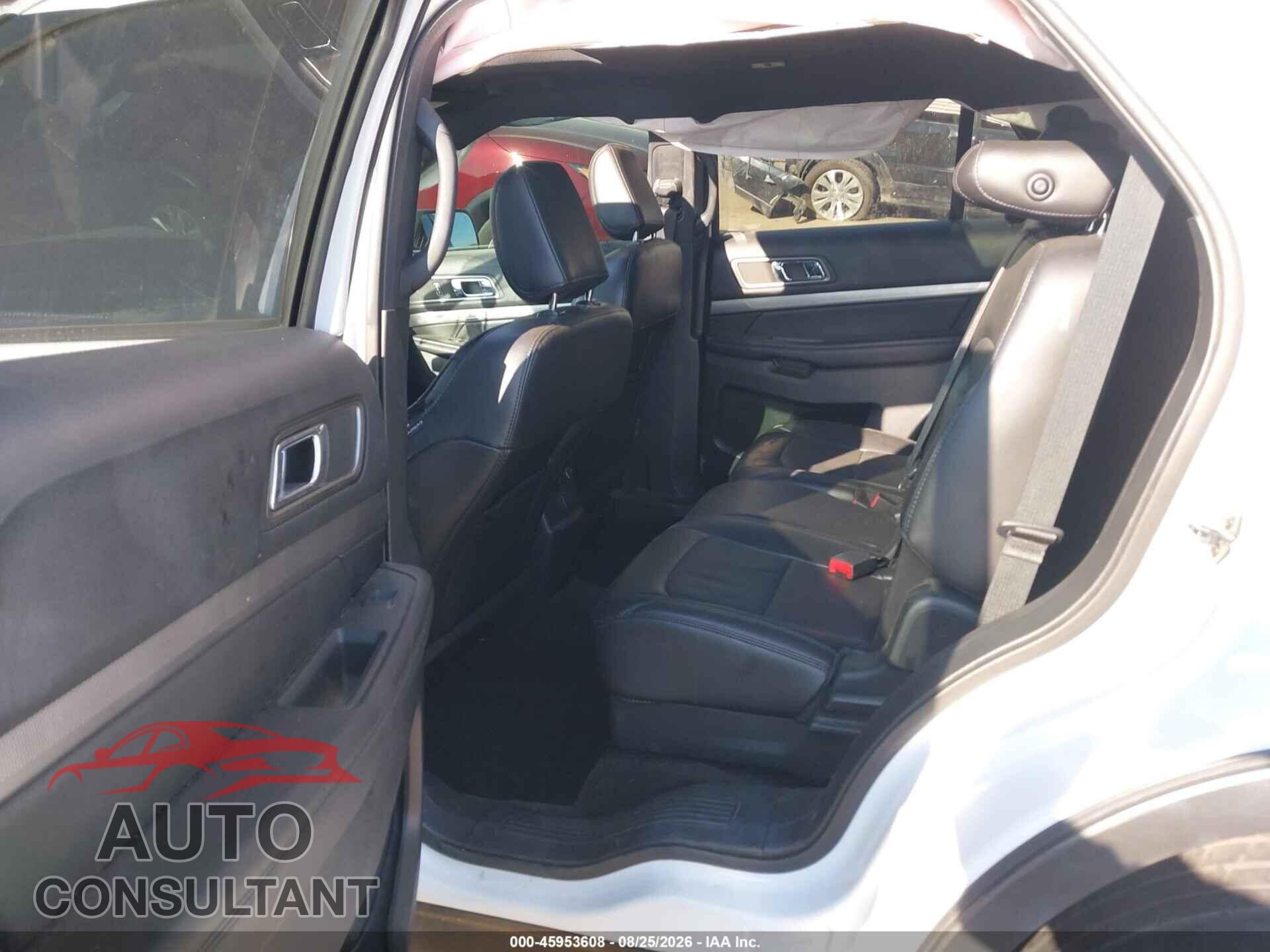 FORD EXPLORER 2018 - 1FM5K8D80JGB90837