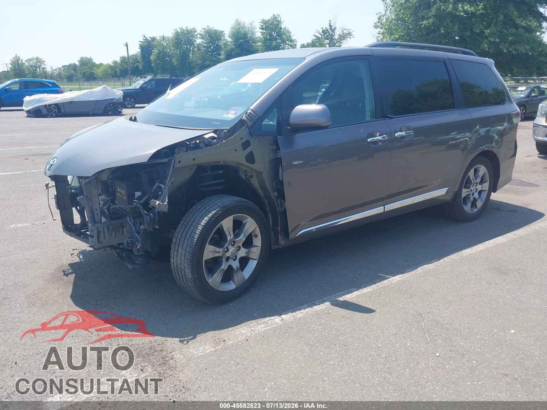 TOYOTA SIENNA 2014 - 5TDXK3DC2ES497572