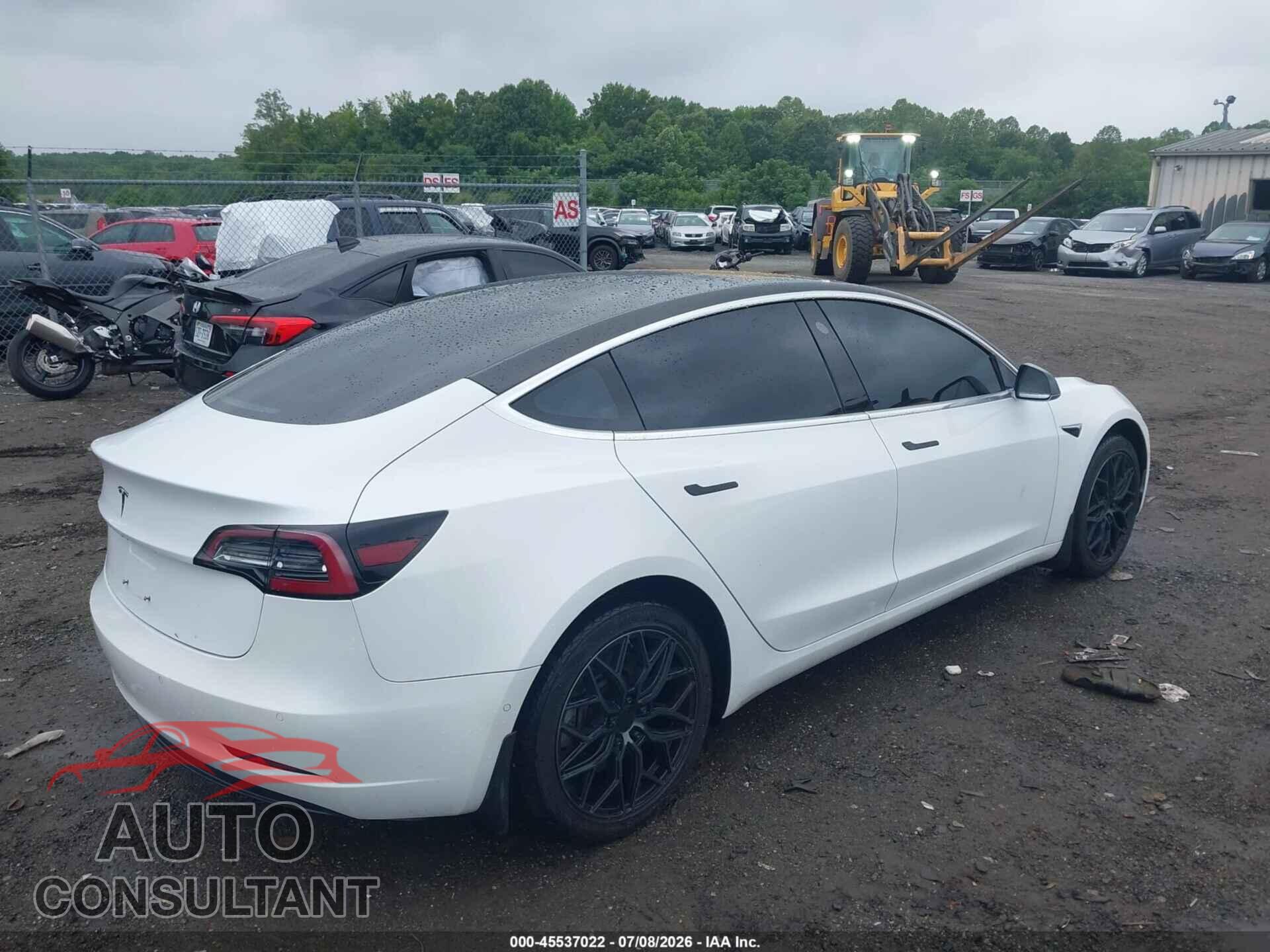 TESLA MODEL 3 2018 - 5YJ3E1EA3JF153240