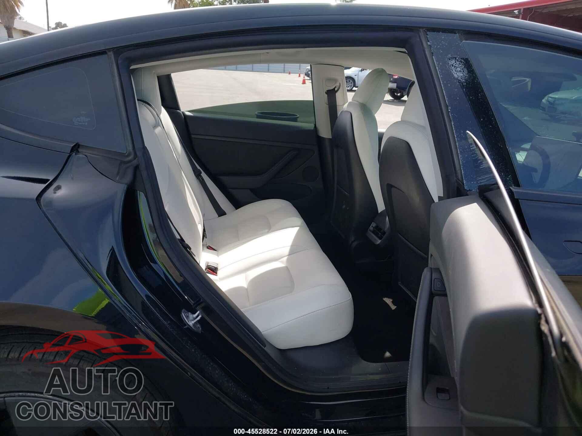 TESLA MODEL 3 2022 - 5YJ3E1EA1NF360182