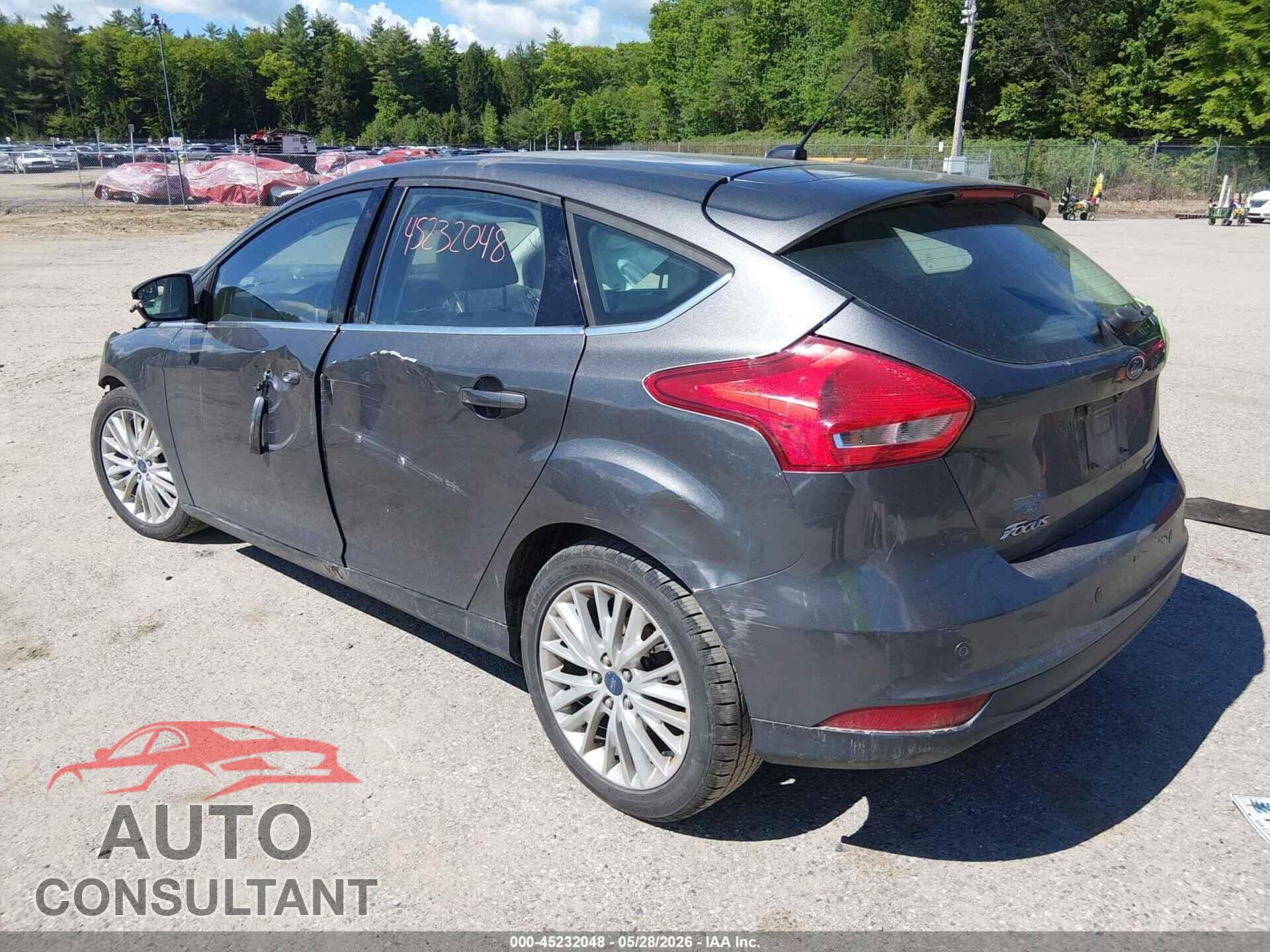 FORD FOCUS 2015 - 1FADP3N23FL209044
