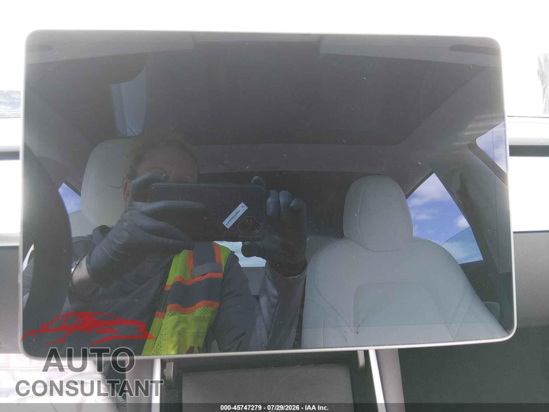 TESLA MODEL 3 2019 - 5YJ3E1EB7KF522112