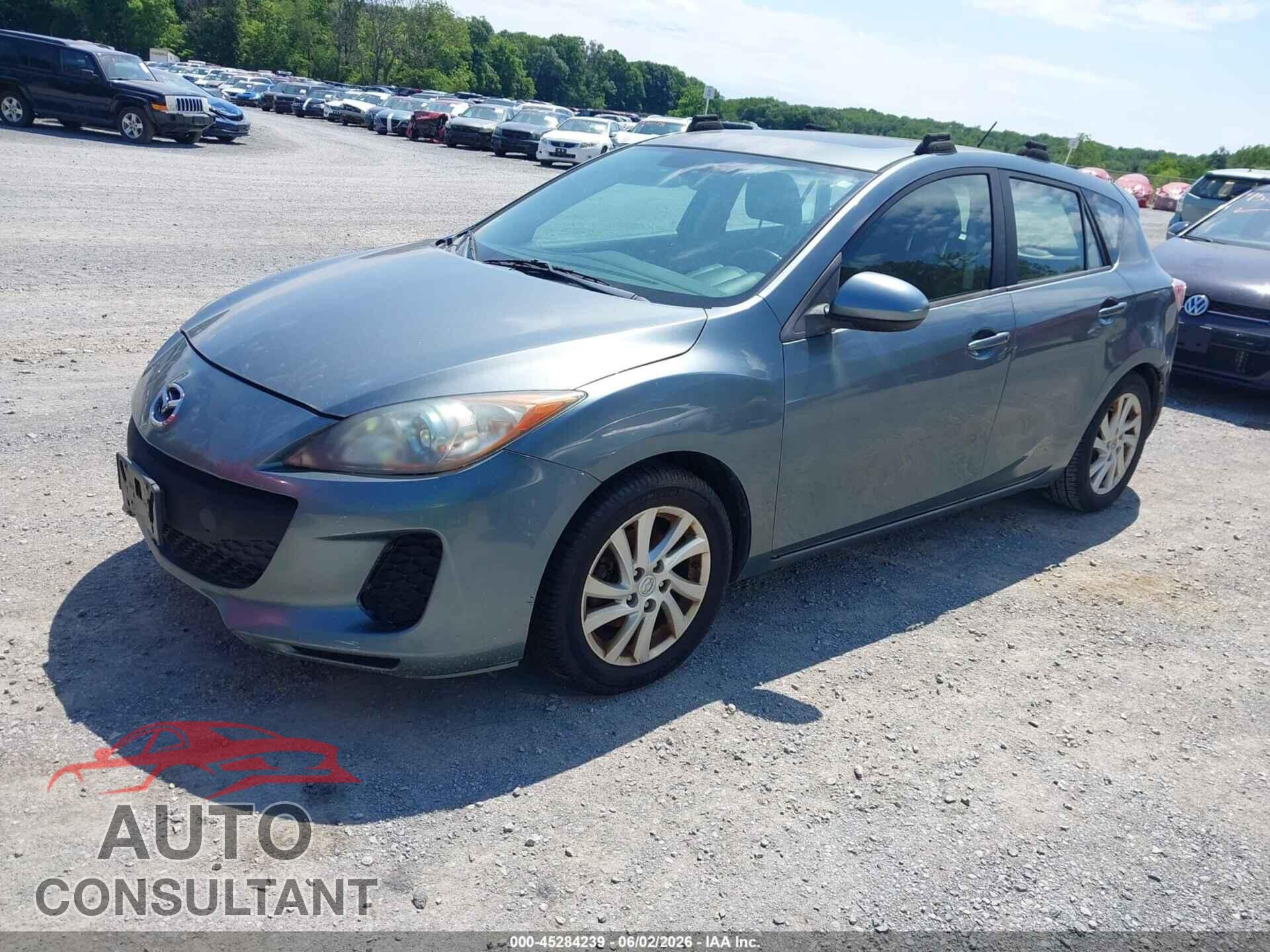 MAZDA MAZDA3 2012 - JM1BL1L84C1661908