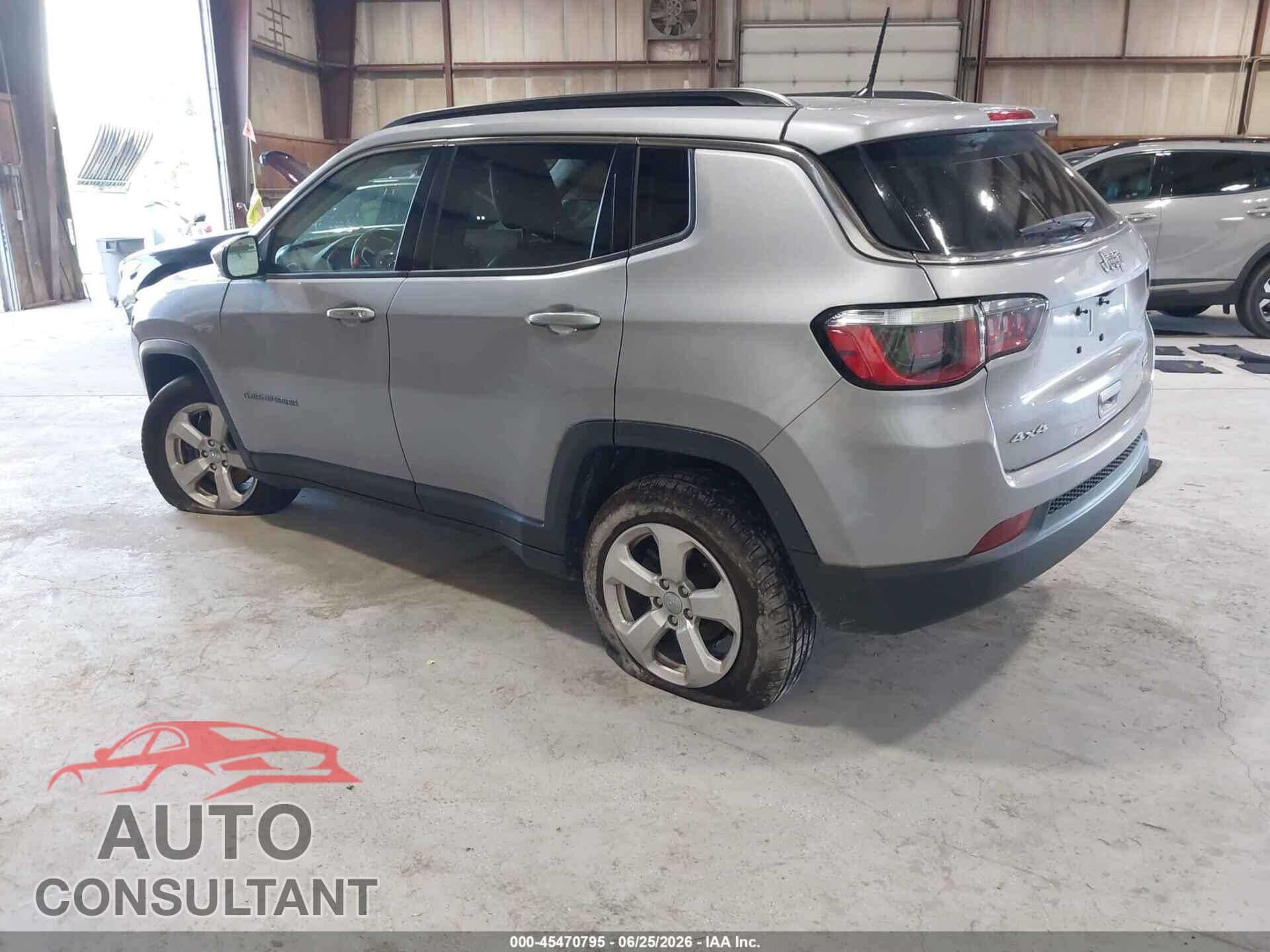 JEEP COMPASS 2018 - 3C4NJDBB9JT440683