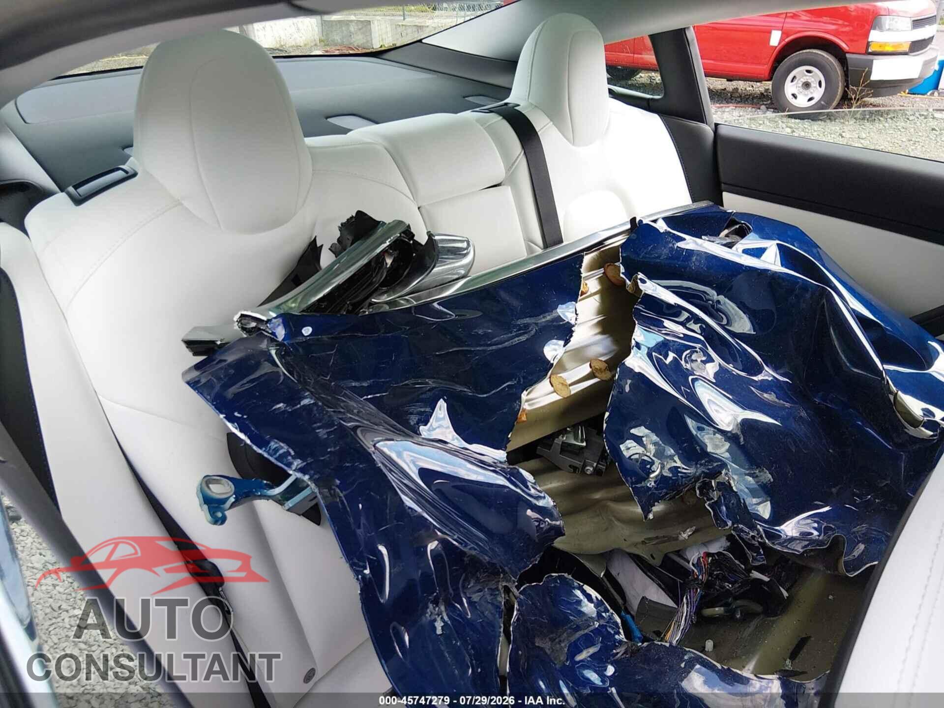 TESLA MODEL 3 2019 - 5YJ3E1EB7KF522112