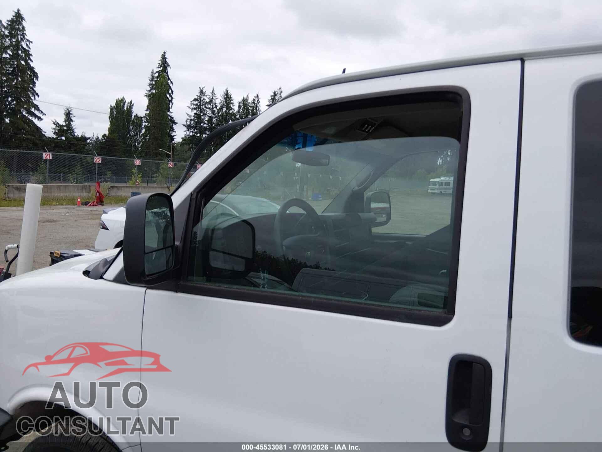 CHEVROLET EXPRESS 2500 2013 - 1GAWGRFG2D1171176