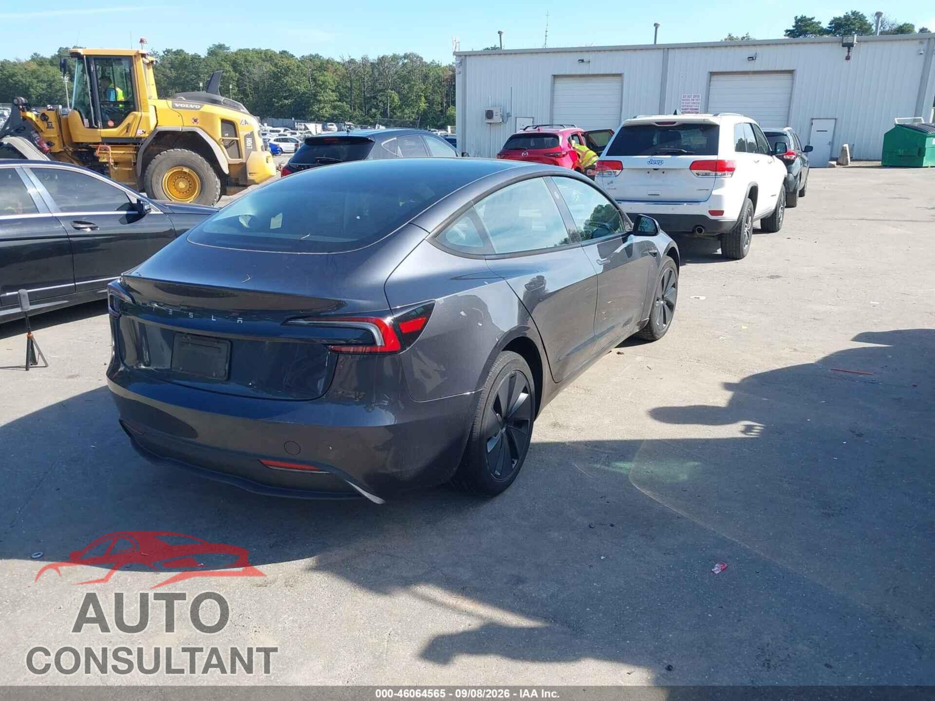 TESLA MODEL 3 2024 - 5YJ3E1EA4RF716873