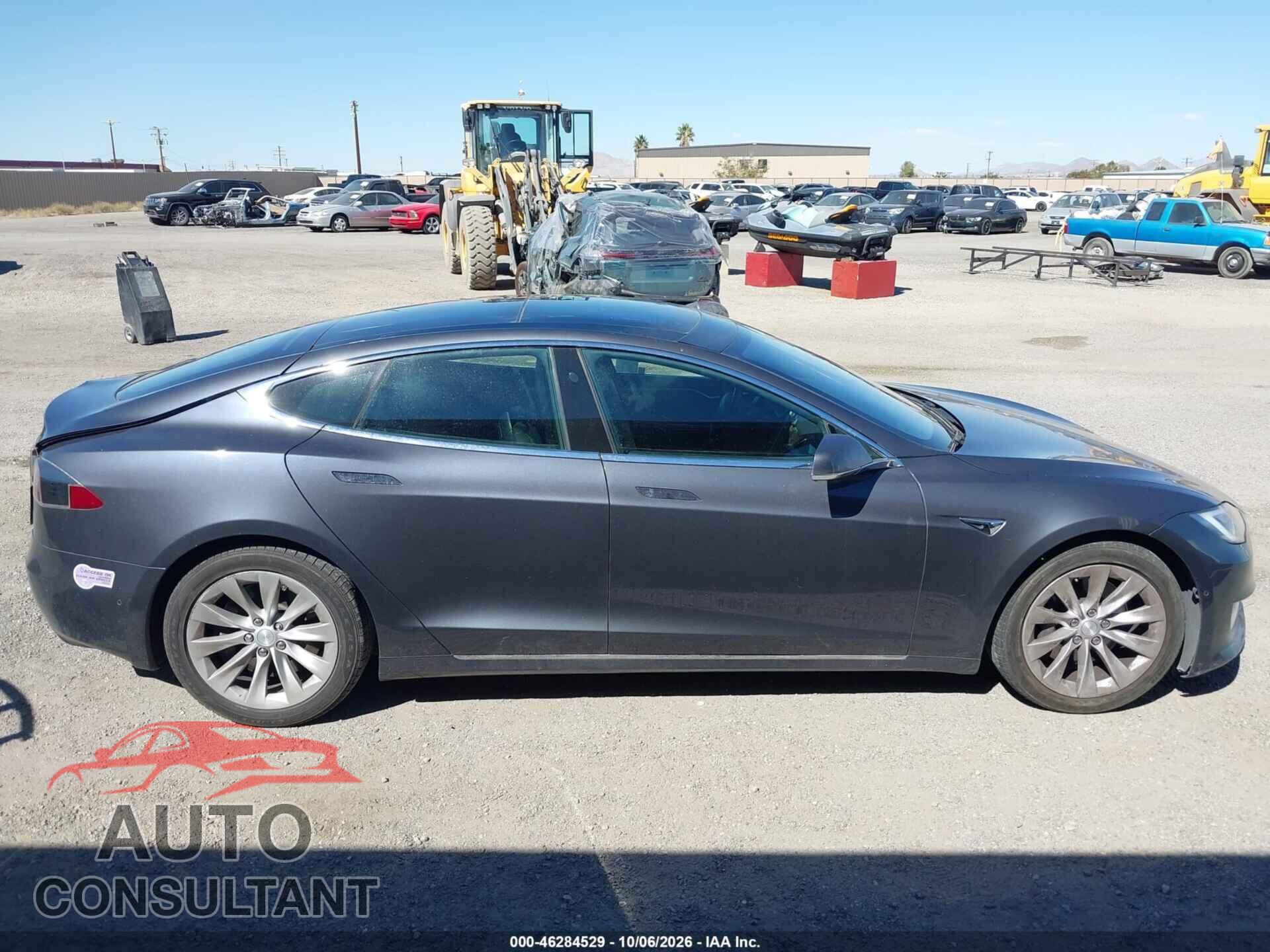 TESLA MODEL S 2018 - 5YJSA1E28JF285409