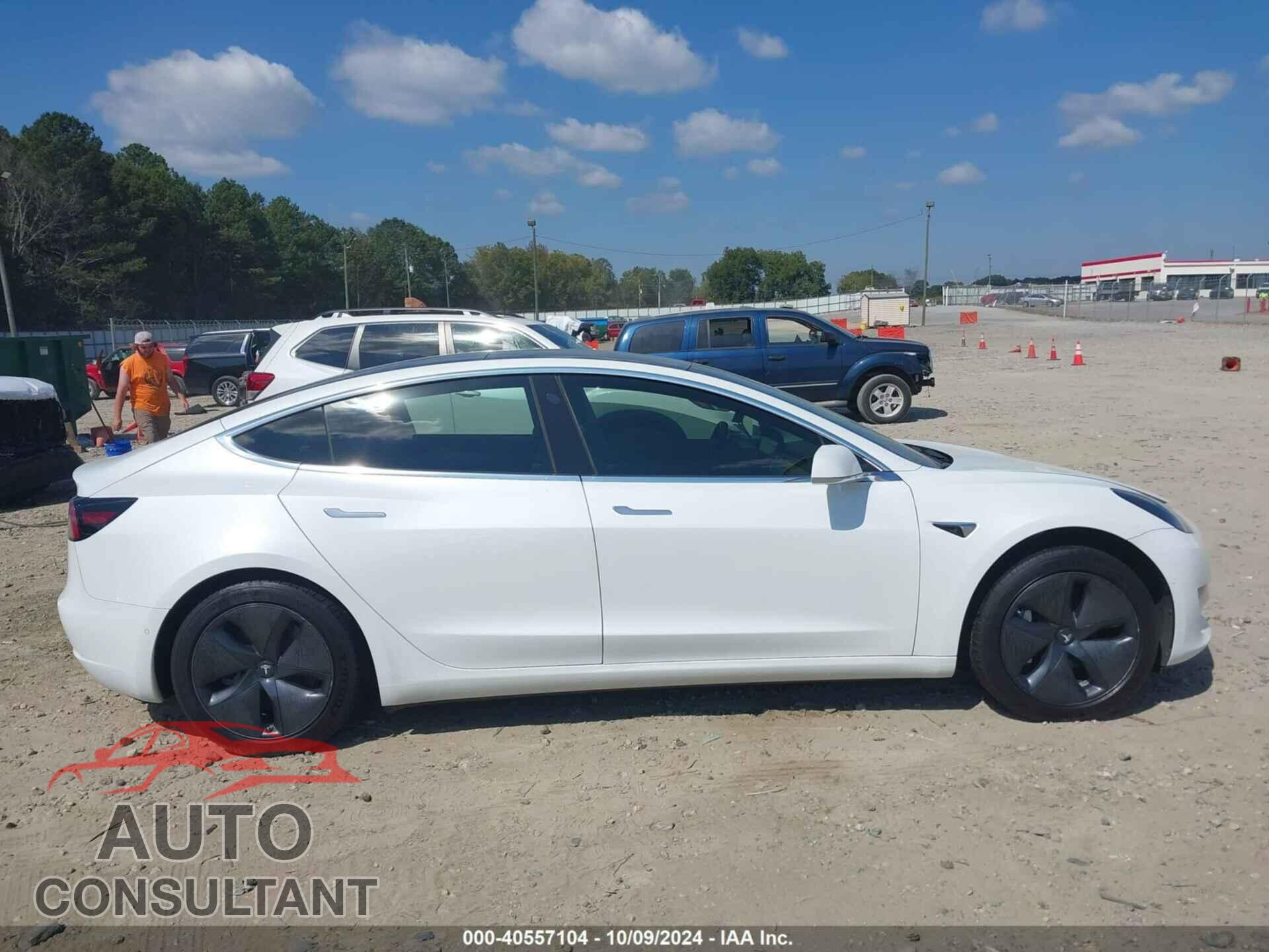 TESLA MODEL 3 2019 - 5YJ3E1EB6KF433356