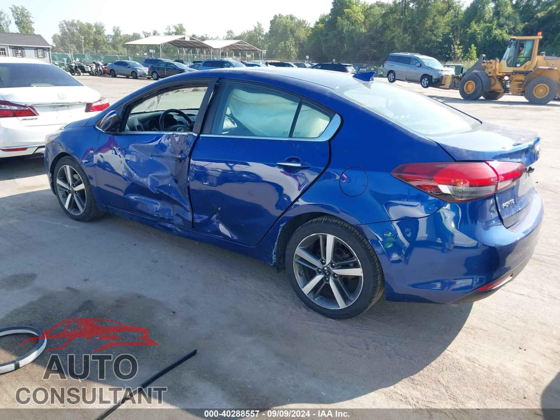 KIA FORTE 2017 - 3KPFL5A86HE036877