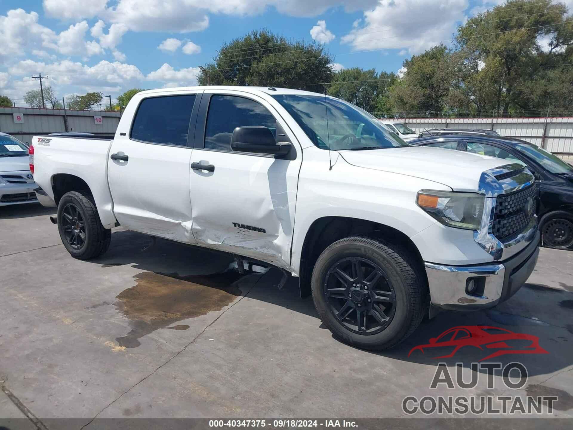 TOYOTA TUNDRA 2018 - 5TFEM5F15JX134440