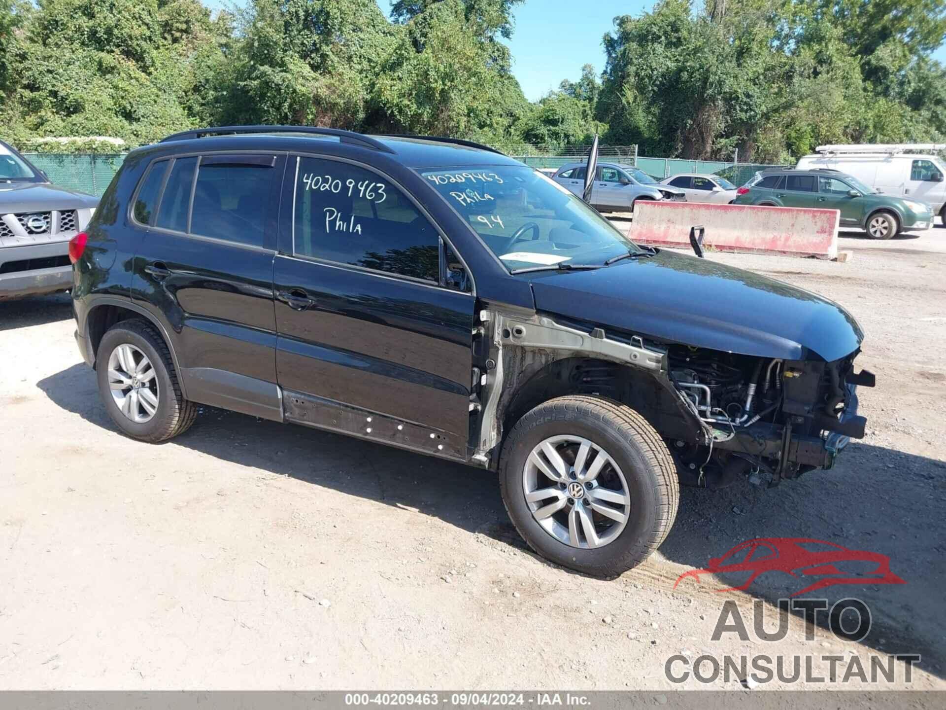 VOLKSWAGEN TIGUAN 2016 - WVGAV7AX5GW566684