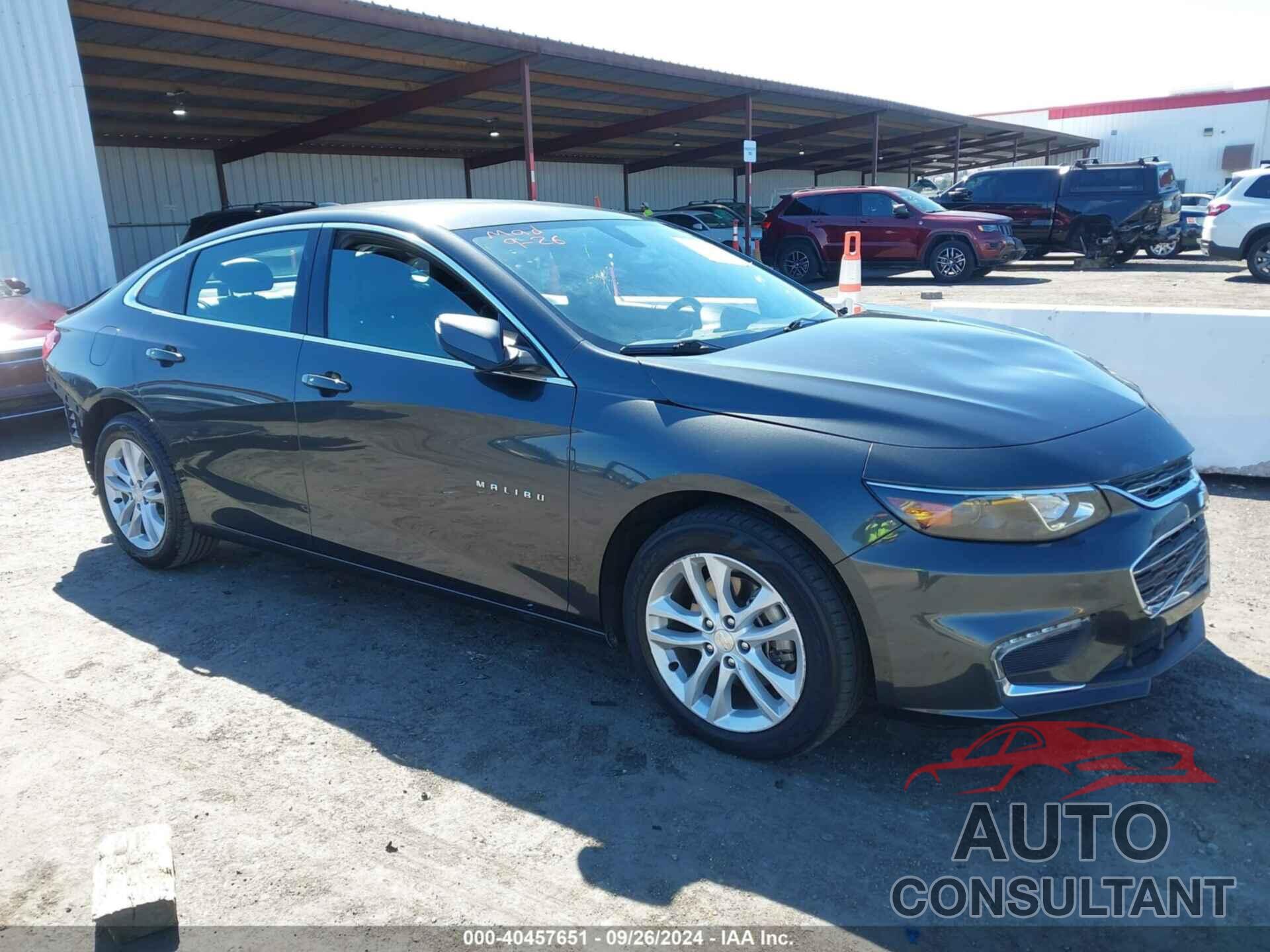 CHEVROLET MALIBU 2017 - 1G1ZE5ST3HF175311