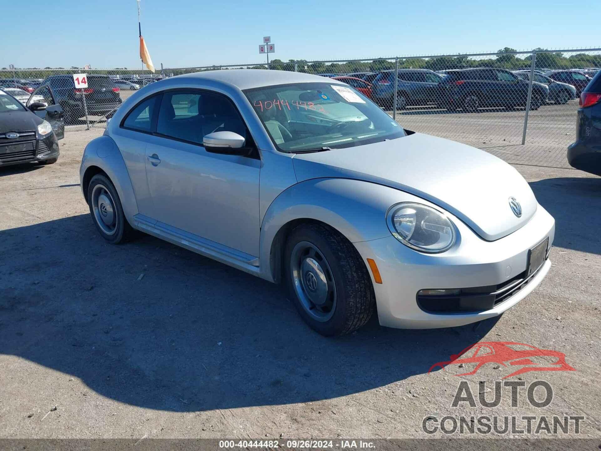VOLKSWAGEN BEETLE 2012 - 3VWHX7AT2CM617270