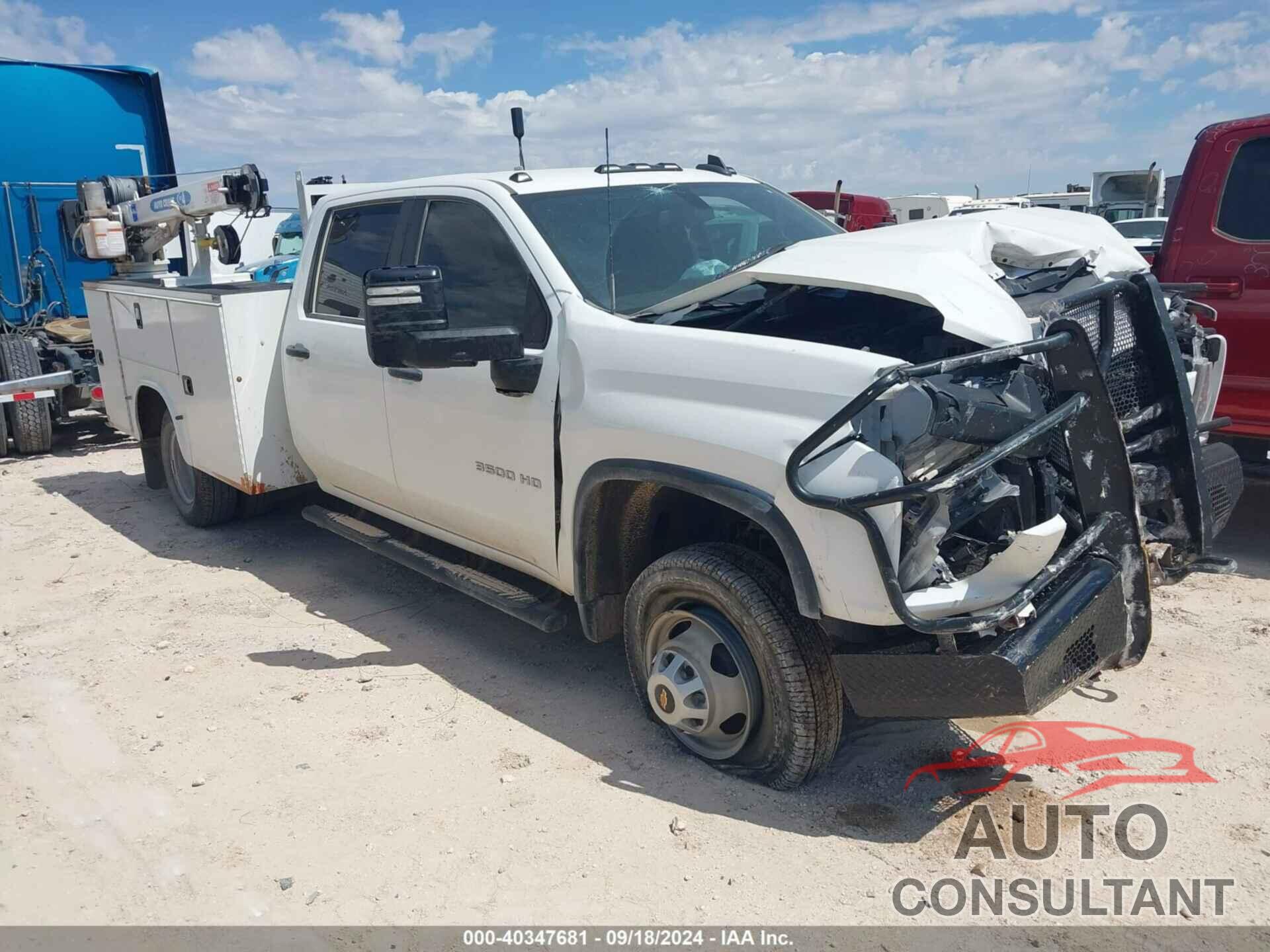 CHEVROLET SILVERADO 3500HD CHASSIS 2023 - 1GB4YSEY7PF202091