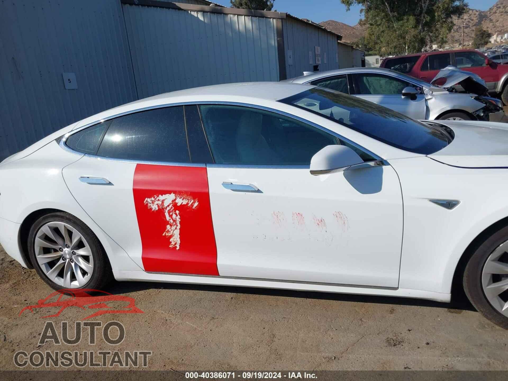 TESLA MODEL S 2016 - 5YJSA1E26GF144847