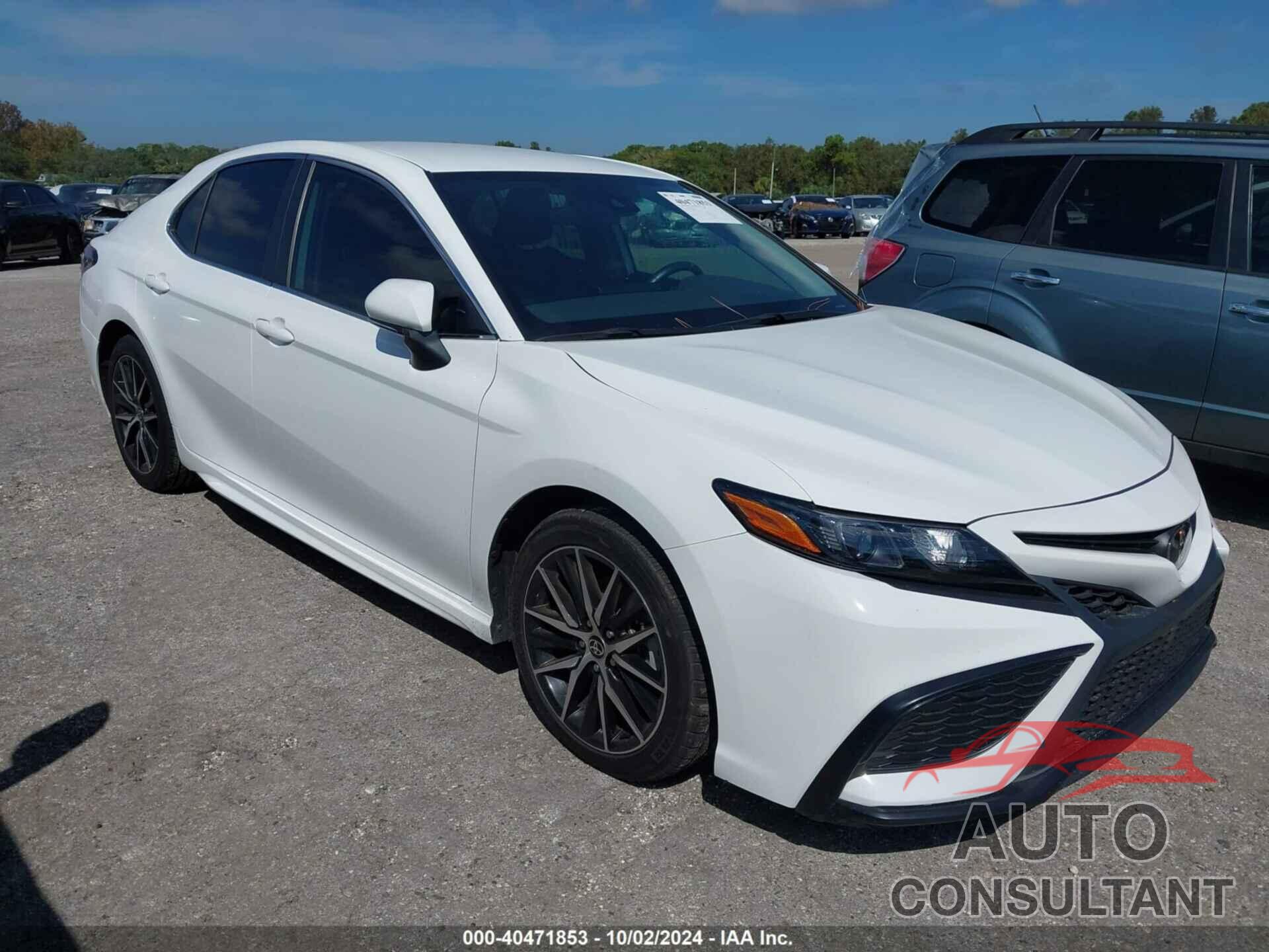 TOYOTA CAMRY 2023 - 4T1G11AK7PU760958