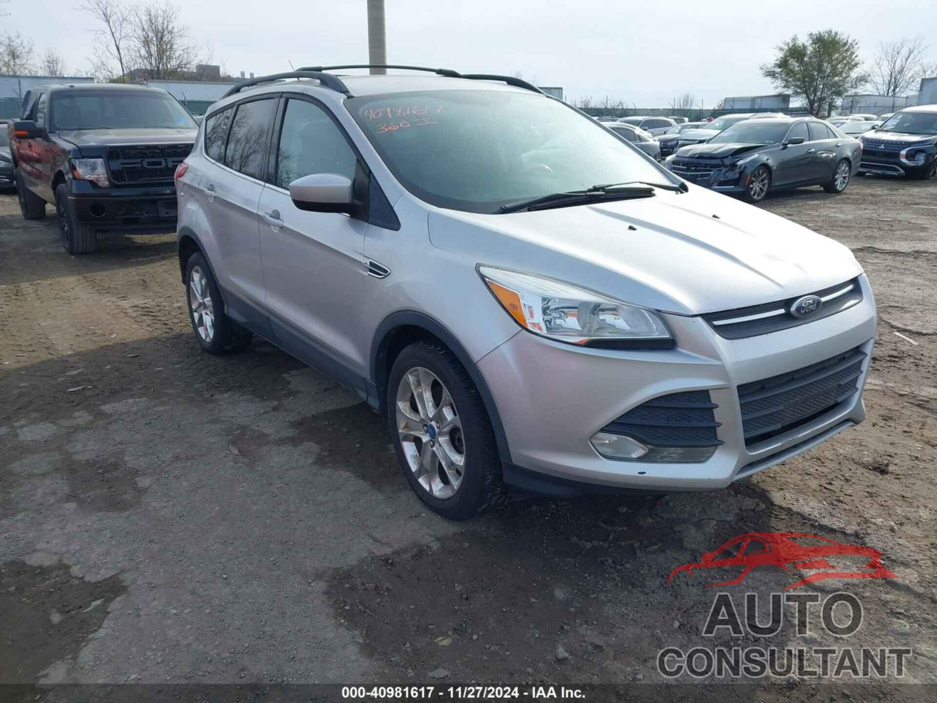 FORD ESCAPE 2013 - 1FMCU9GX7DUB91192