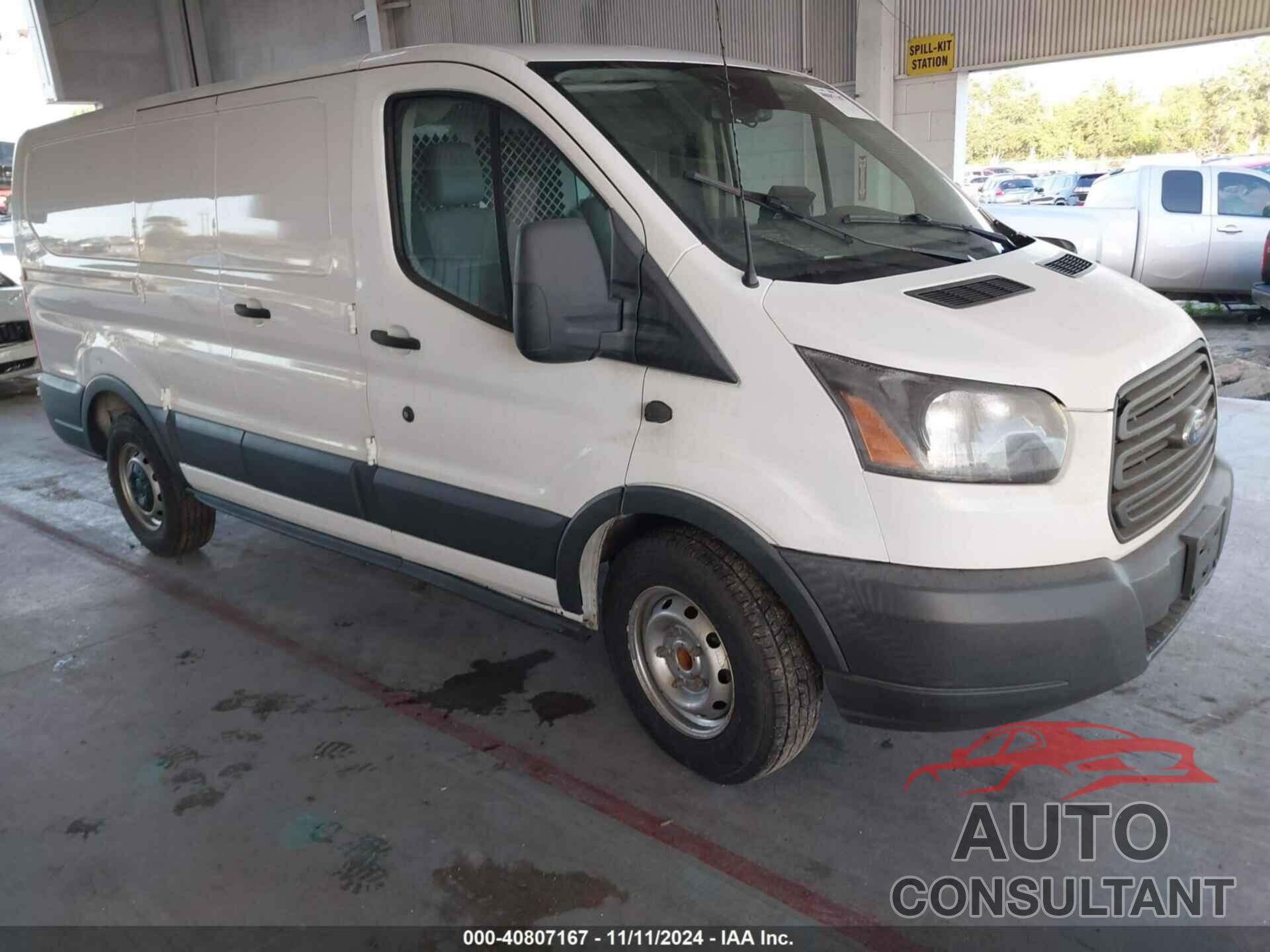FORD TRANSIT-150 2018 - 1FTYE1ZM5JKA43500