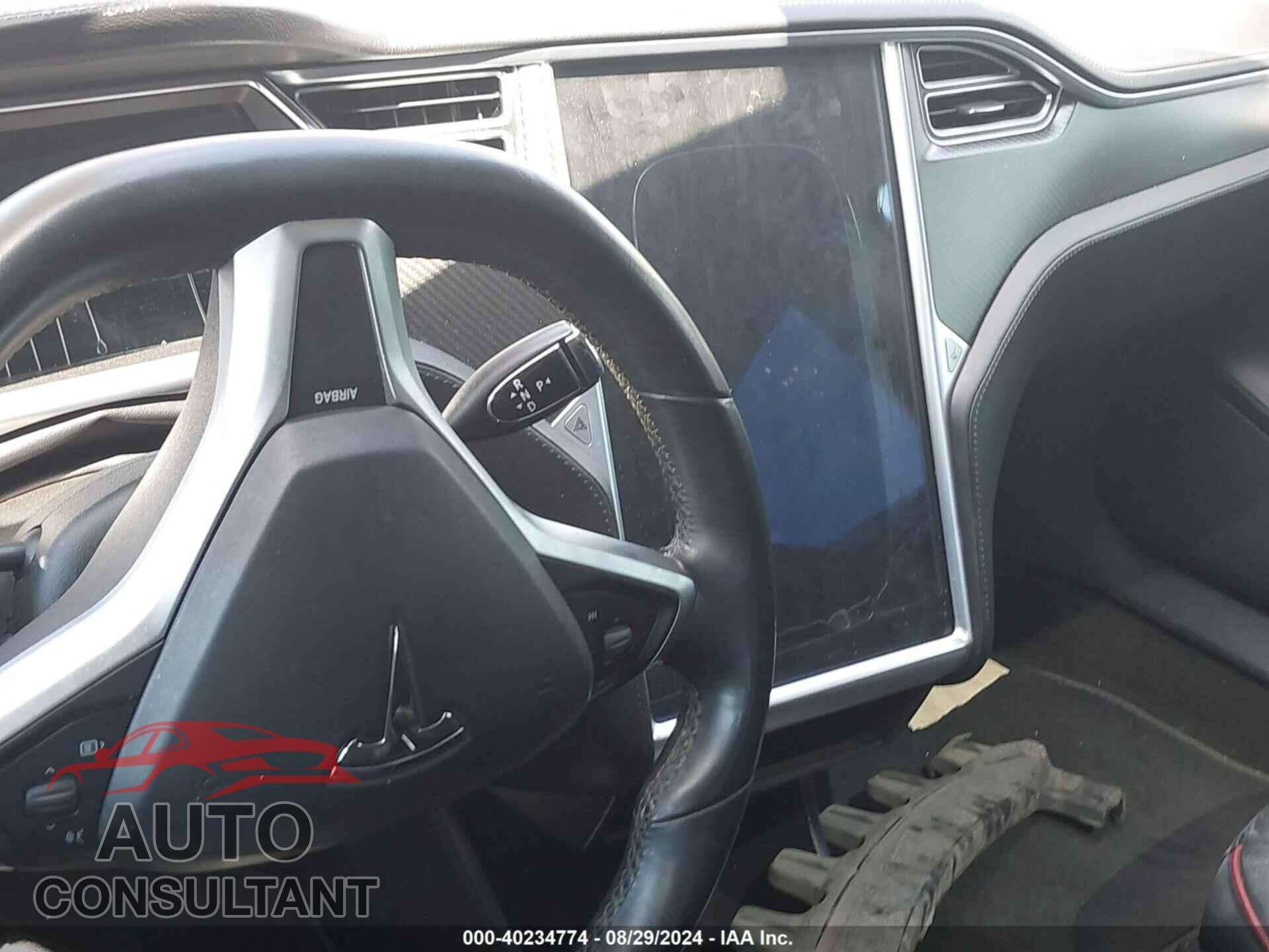 TESLA MODEL S 2013 - 5YJSA1DP6DFP26049