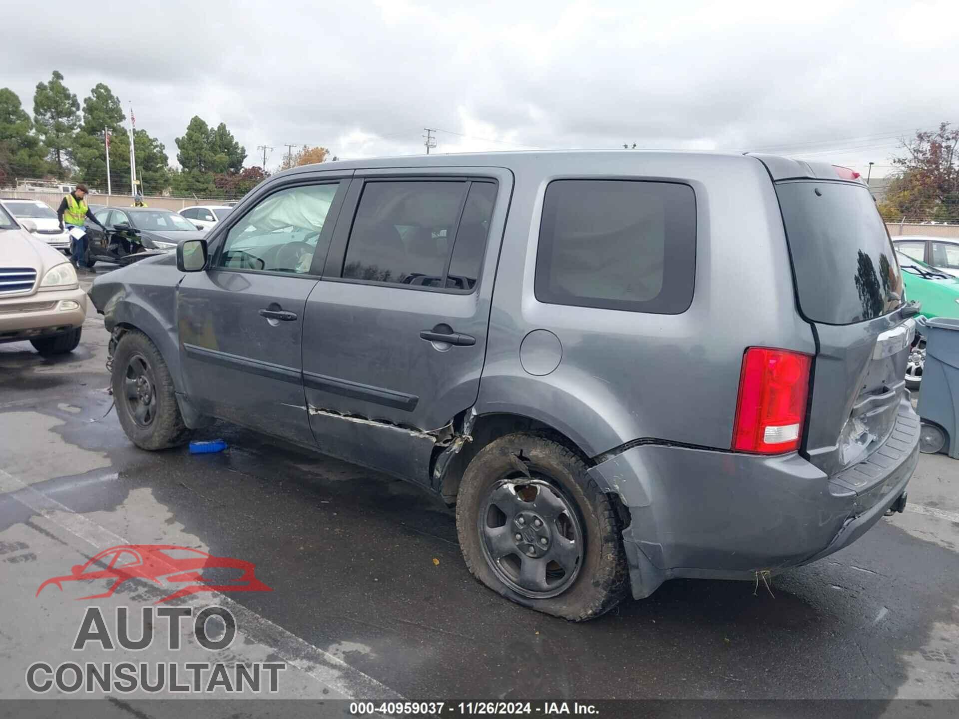 HONDA PILOT 2011 - 5FNYF4H2XBB104062