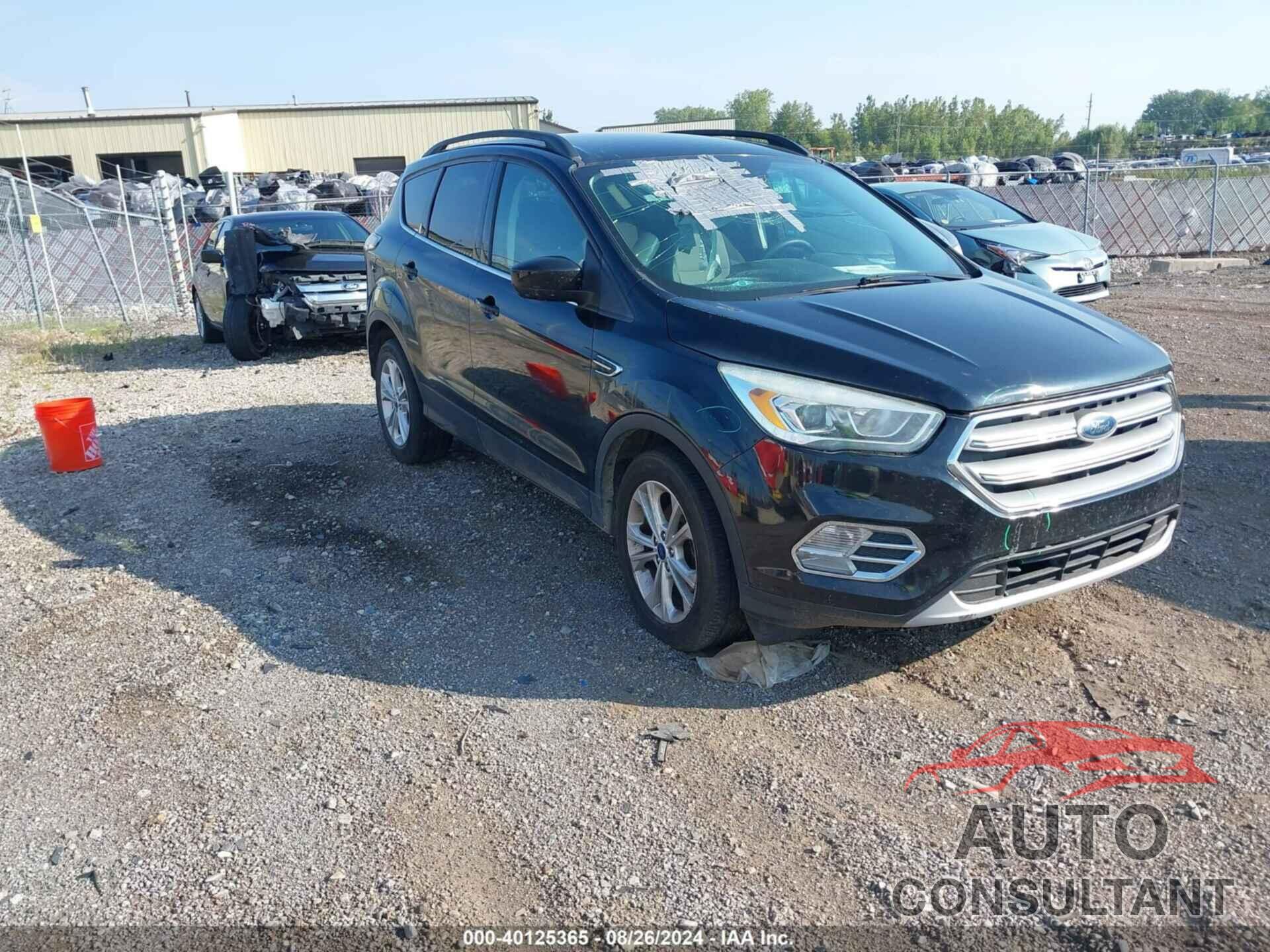 FORD ESCAPE 2017 - 1FMCU0GD6HUA19968