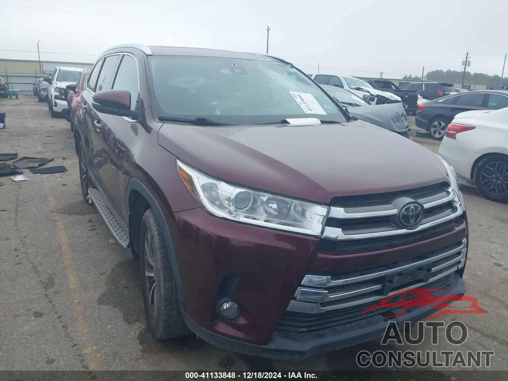 TOYOTA HIGHLANDER 2018 - 5TDKZRFH0JS281263