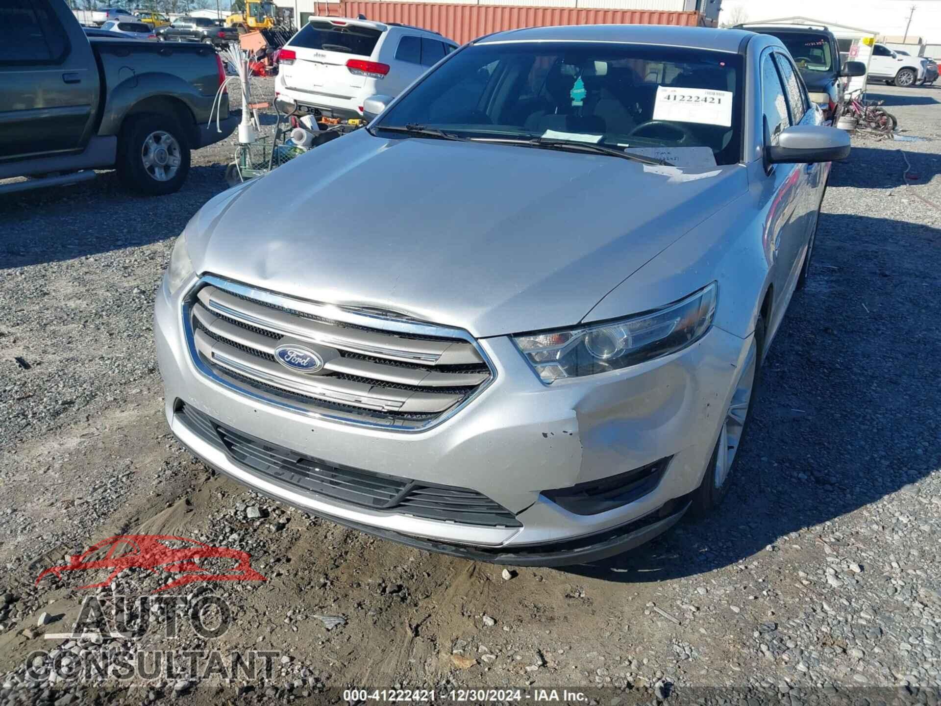 FORD TAURUS 2015 - 1FAHP2E81FG192544