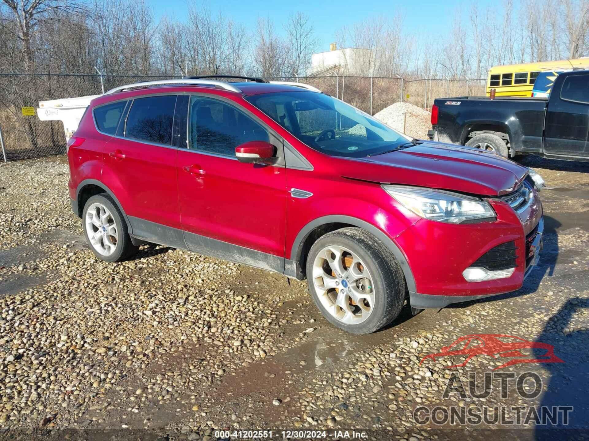FORD ESCAPE 2013 - 1FMCU9J90DUC24351