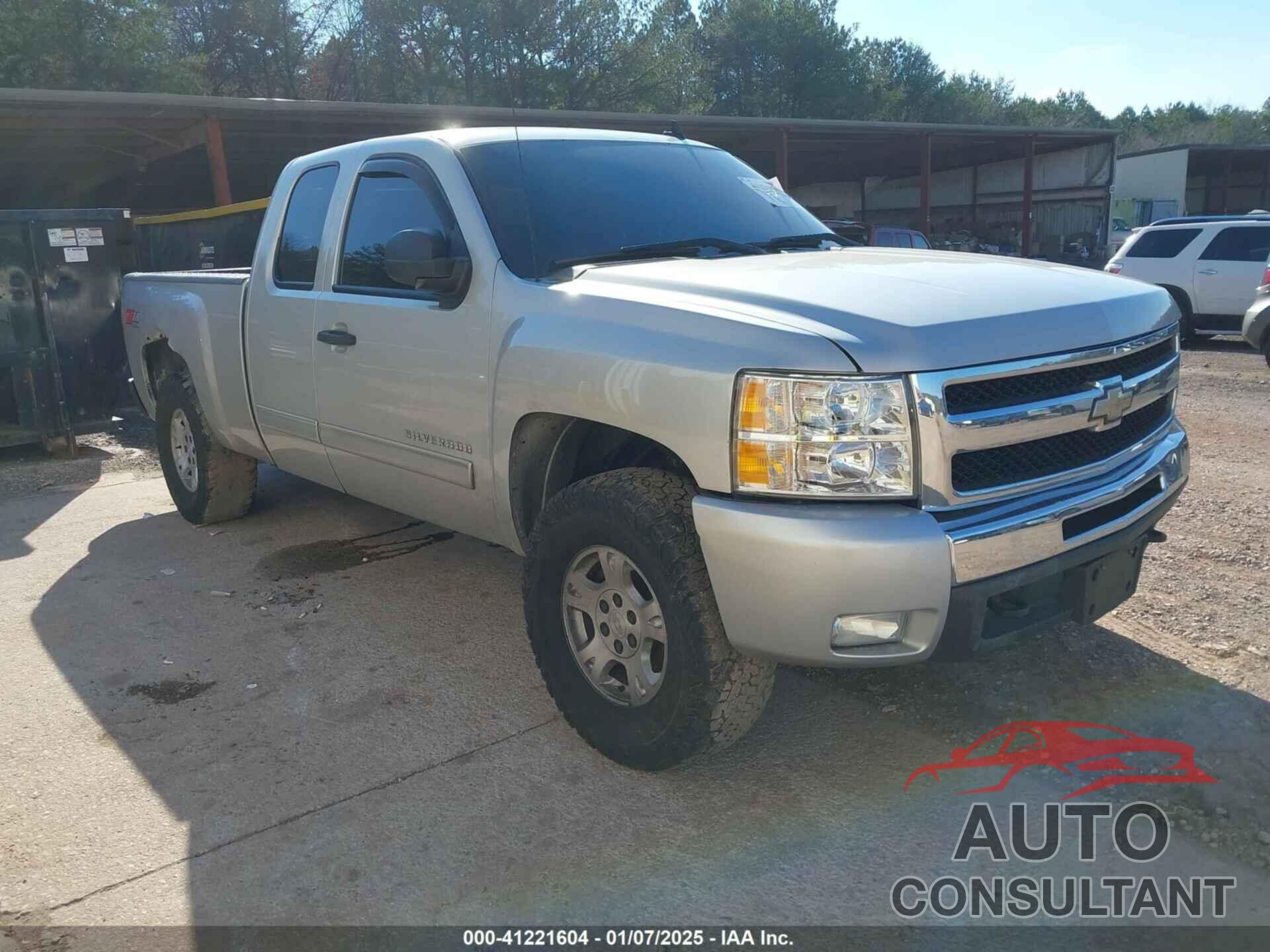 CHEVROLET SILVERADO 1500 2011 - 1GCRKSE3XBZ388966